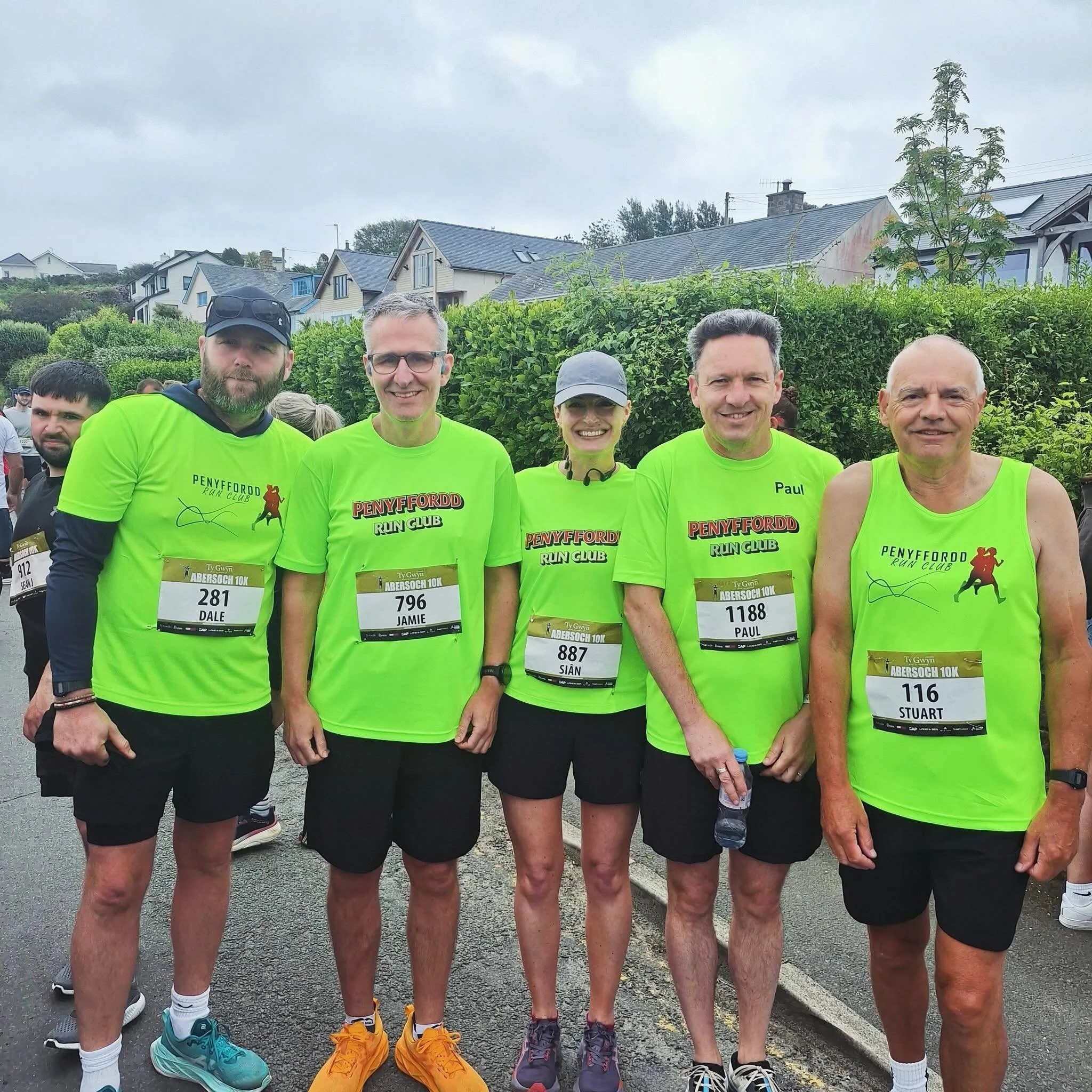Another great PRC weekend at the Abersoch 10k 2026 🟢🔴🏃&zwj;♀️🏃&zwj;♂️ @abersochcrown 

This is a brilliant event with a bit of everything along the route. The famous 
&lsquo;Tocyn Brutal&rsquo; speed bump, a few craters, hurdles on the beach, and