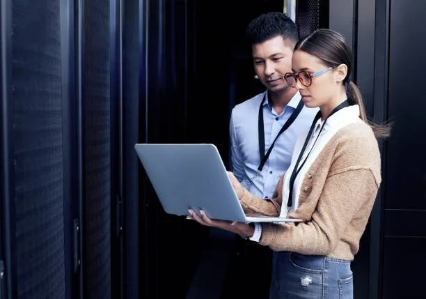 Data center migration services technician supporting rack and stack server deployment in Northern New Jersey