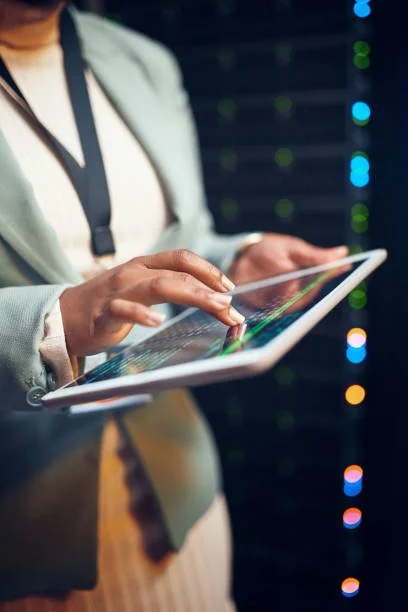 Network Connectivity Maintenance and Infrastructure Optimization