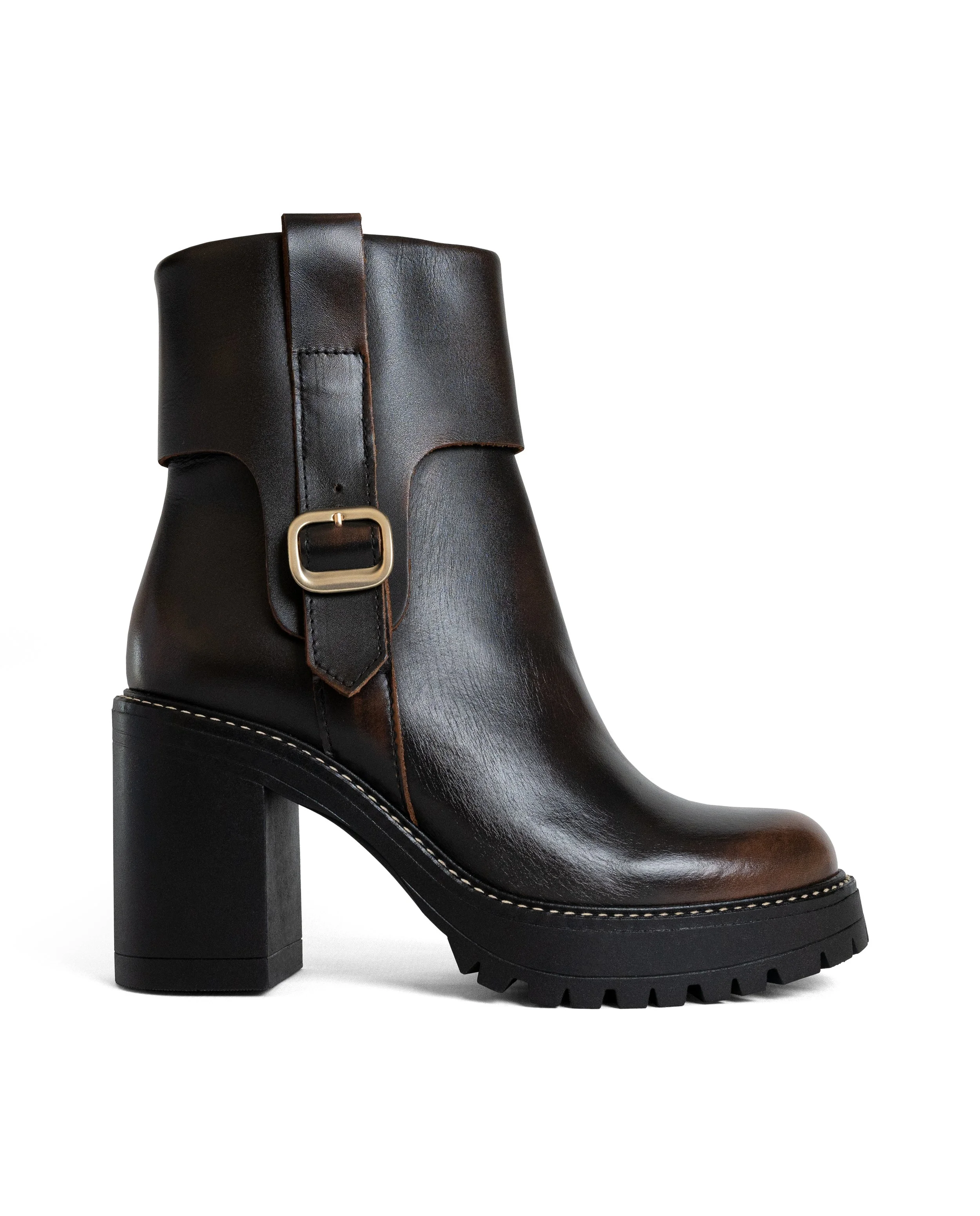 ARENA-001-02_1 (HQ).jpg