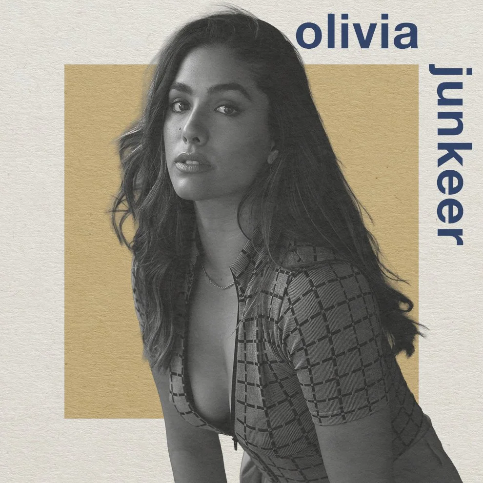 olivia junkeer | 21