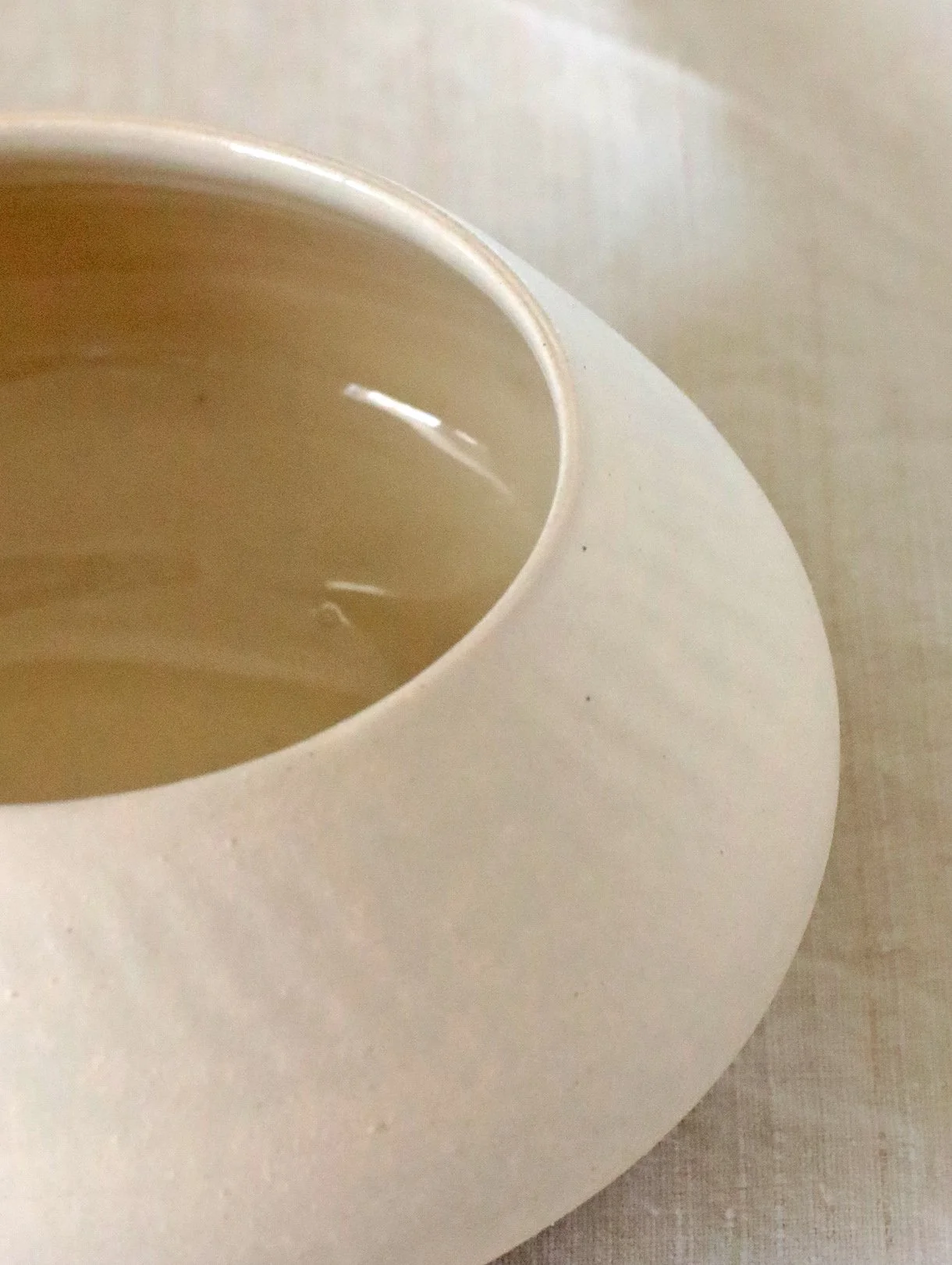 HP_Eggsheel Vessel White Interior-_0005_Layer 1.jpg