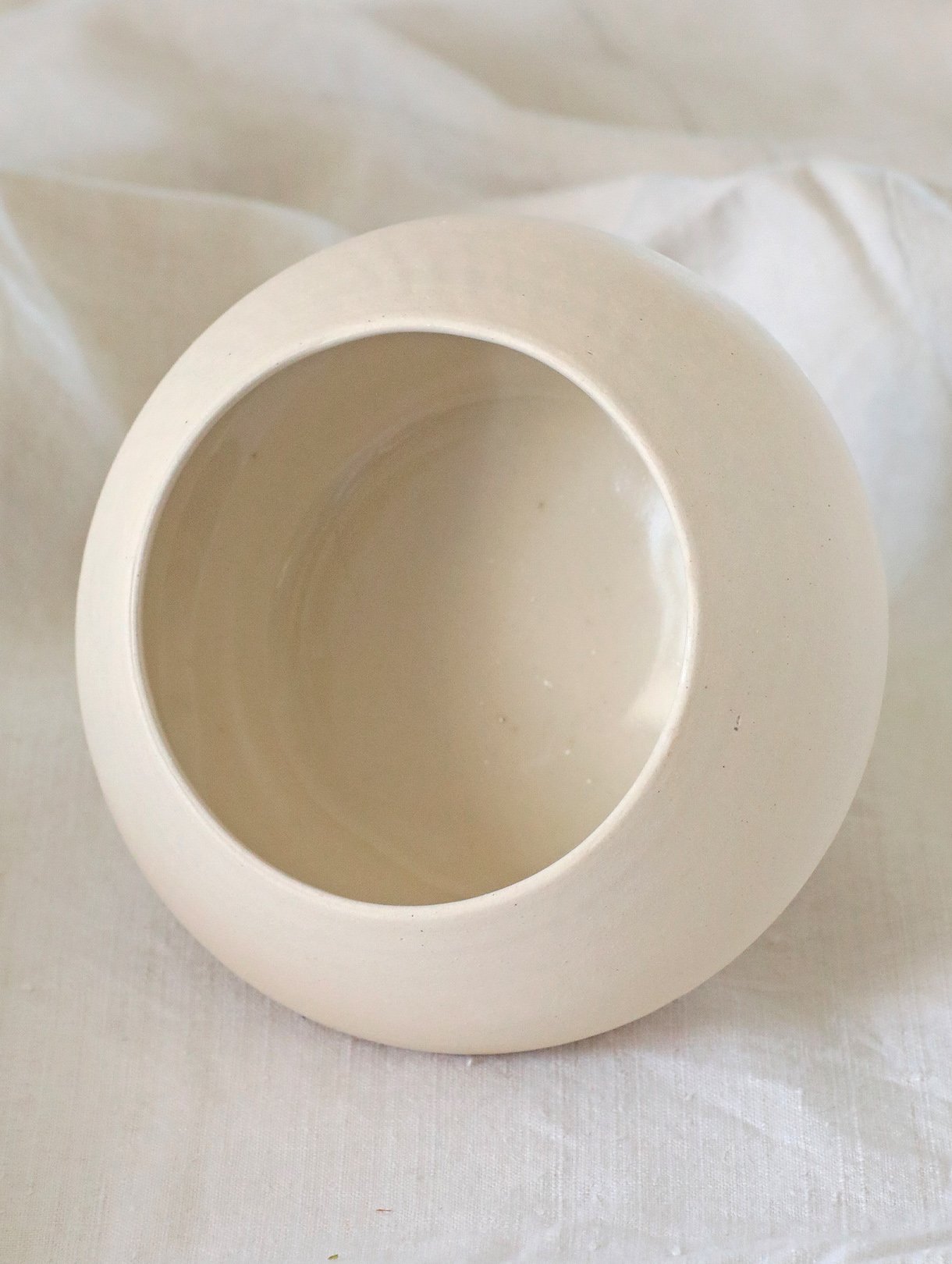 HP_Eggsheel Vessel White Interior-_0003_Layer 3.jpg