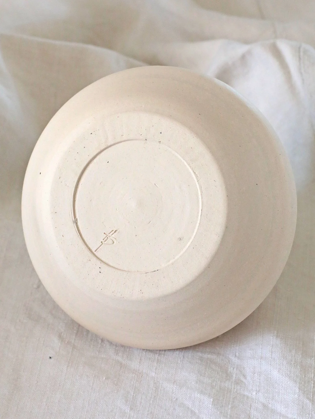 HP_Eggsheel Vessel White Interior-_0004_Layer 2.jpg