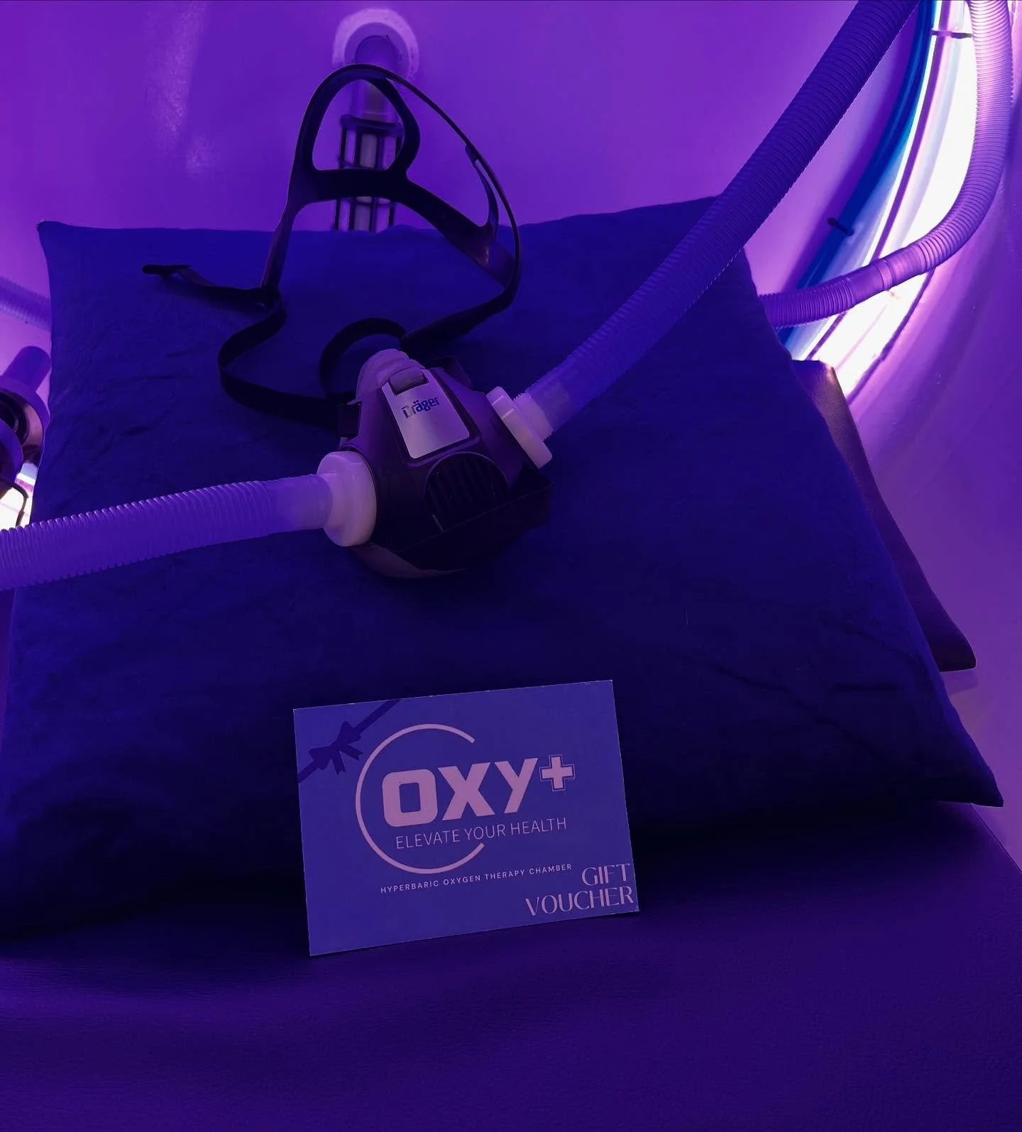 Gift a HBOT session to someone you love this Christmas 🎄 

#hbot #christmas #christmasgift #oxyplus