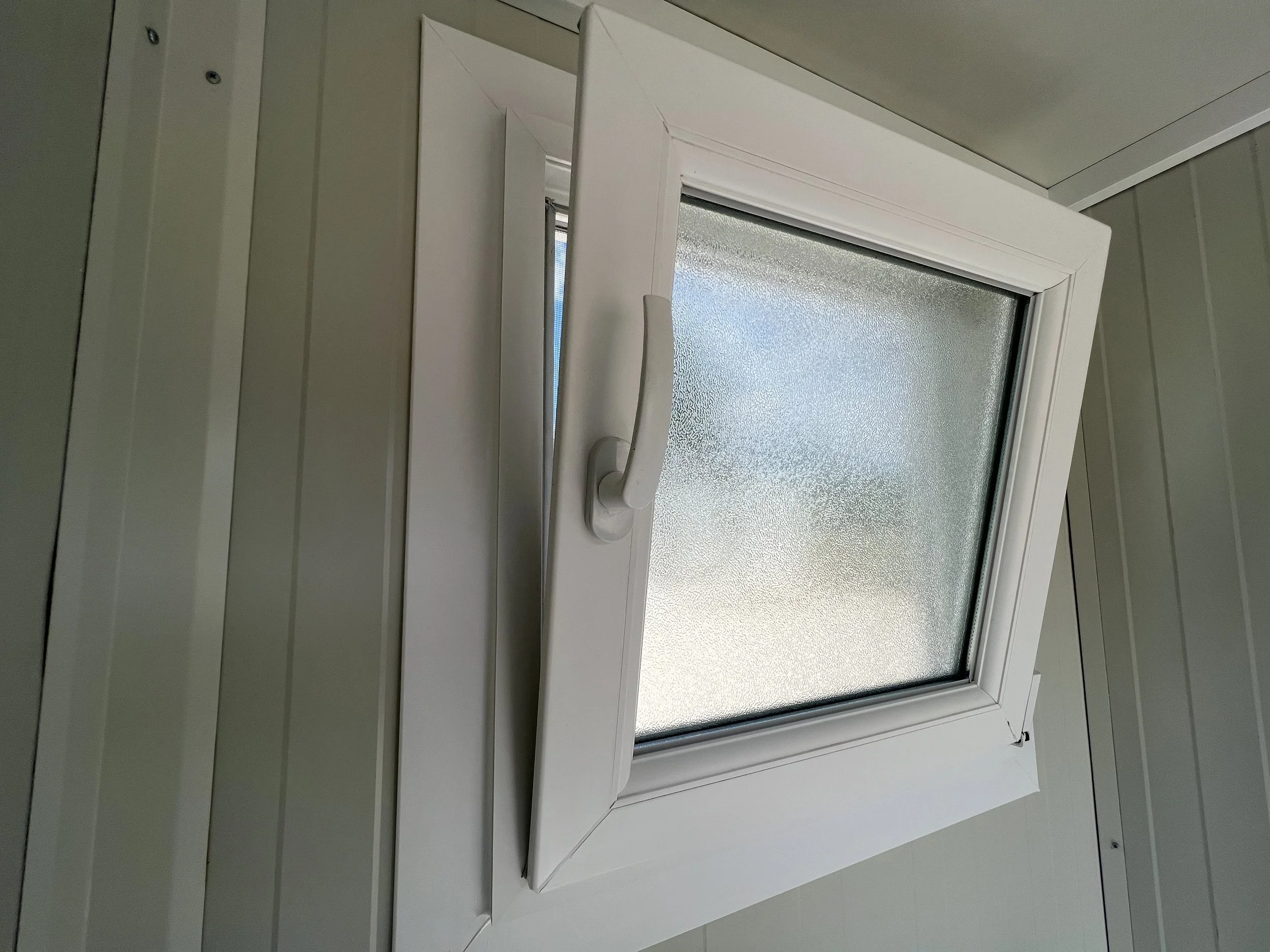 13sanitaercontainer-wc-Bala-House-120x240. verglasst.jpg