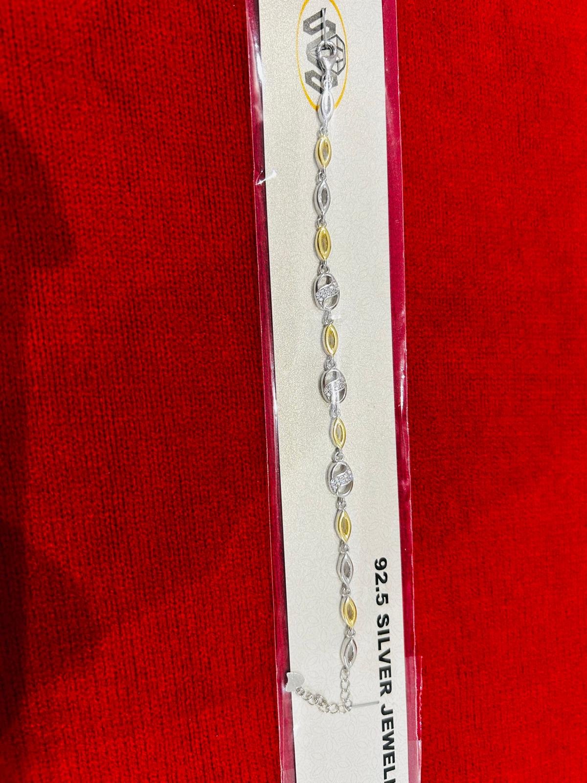 WhatsApp Image 2025-12-15 at 11.36.22 (10).jpeg