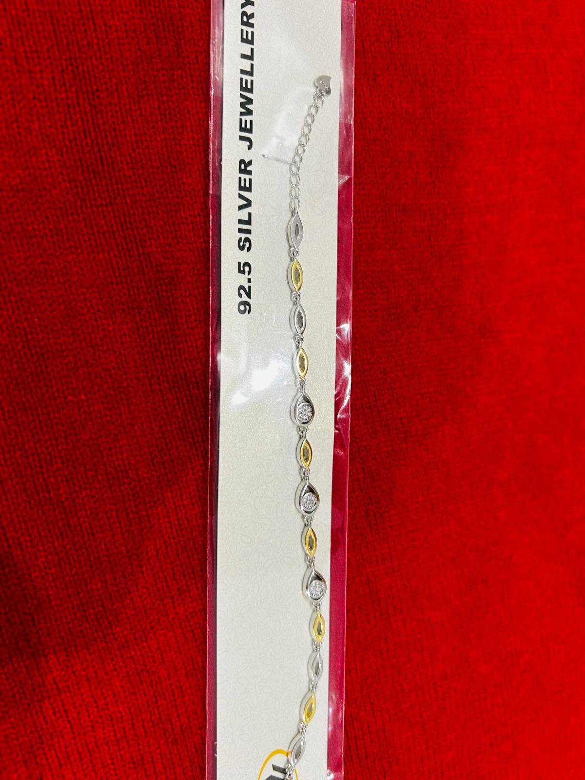 WhatsApp Image 2025-12-15 at 11.36.21 (7).jpeg