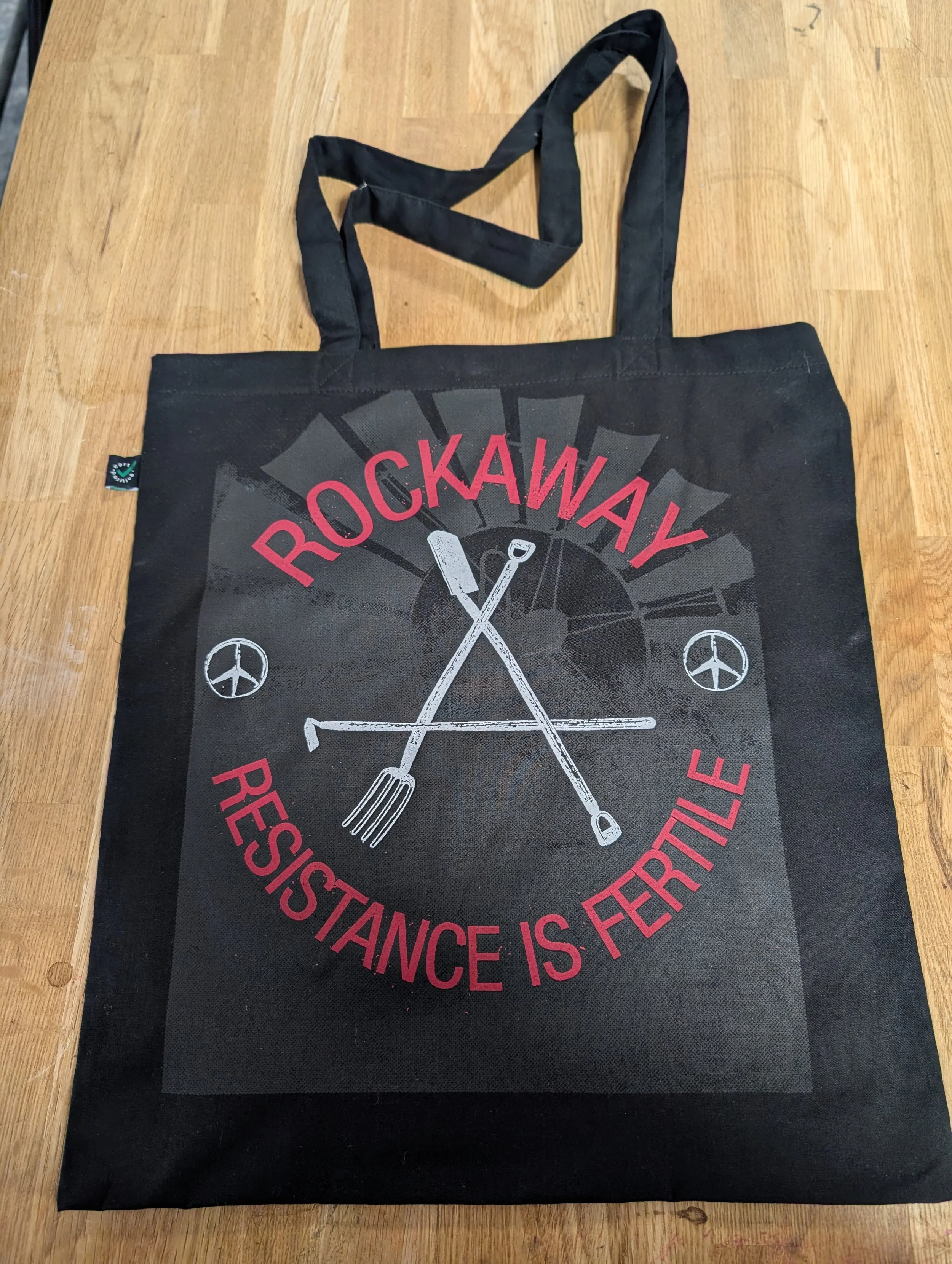 ROCKAWAY TOTE - RESISTANCE