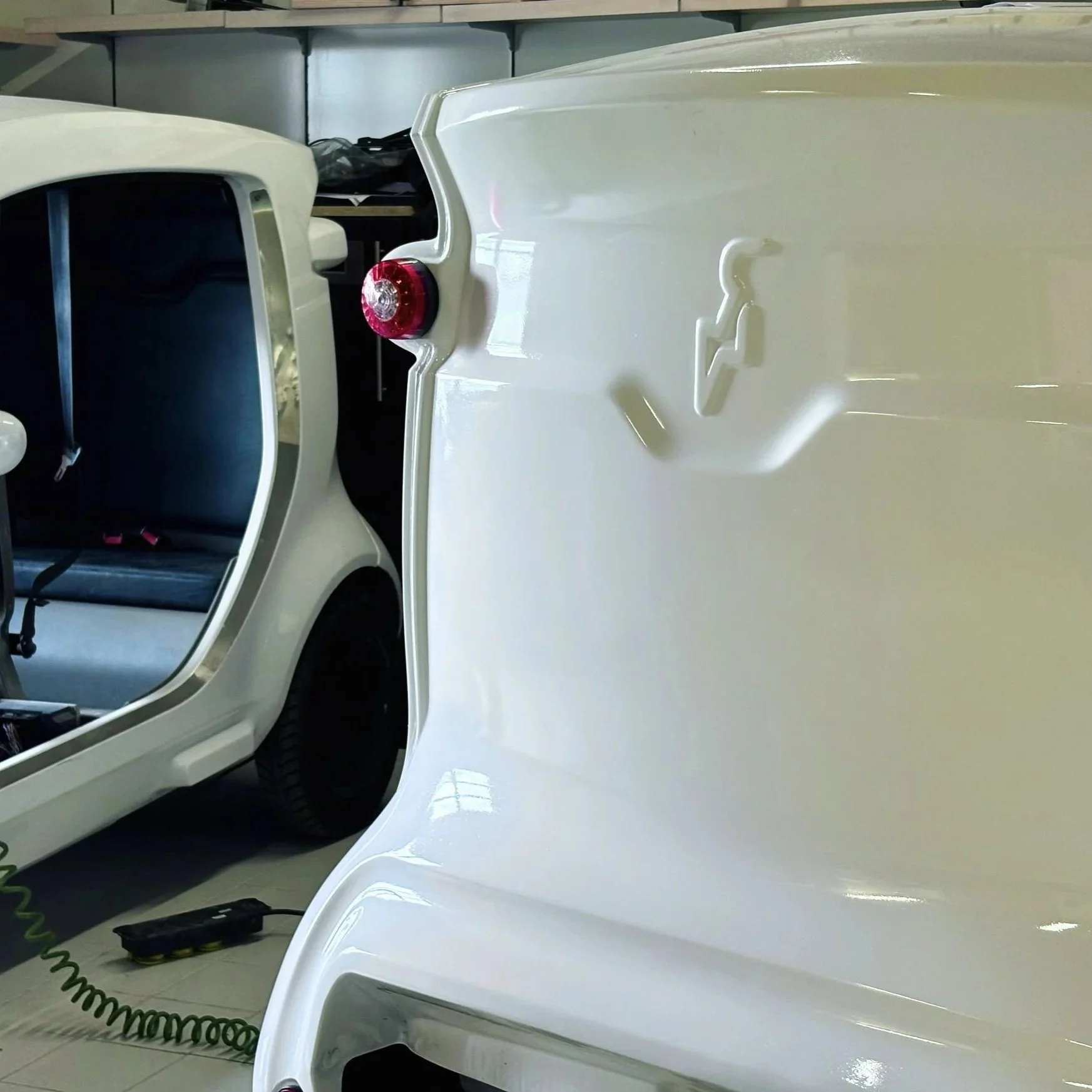 Zbee rear detail