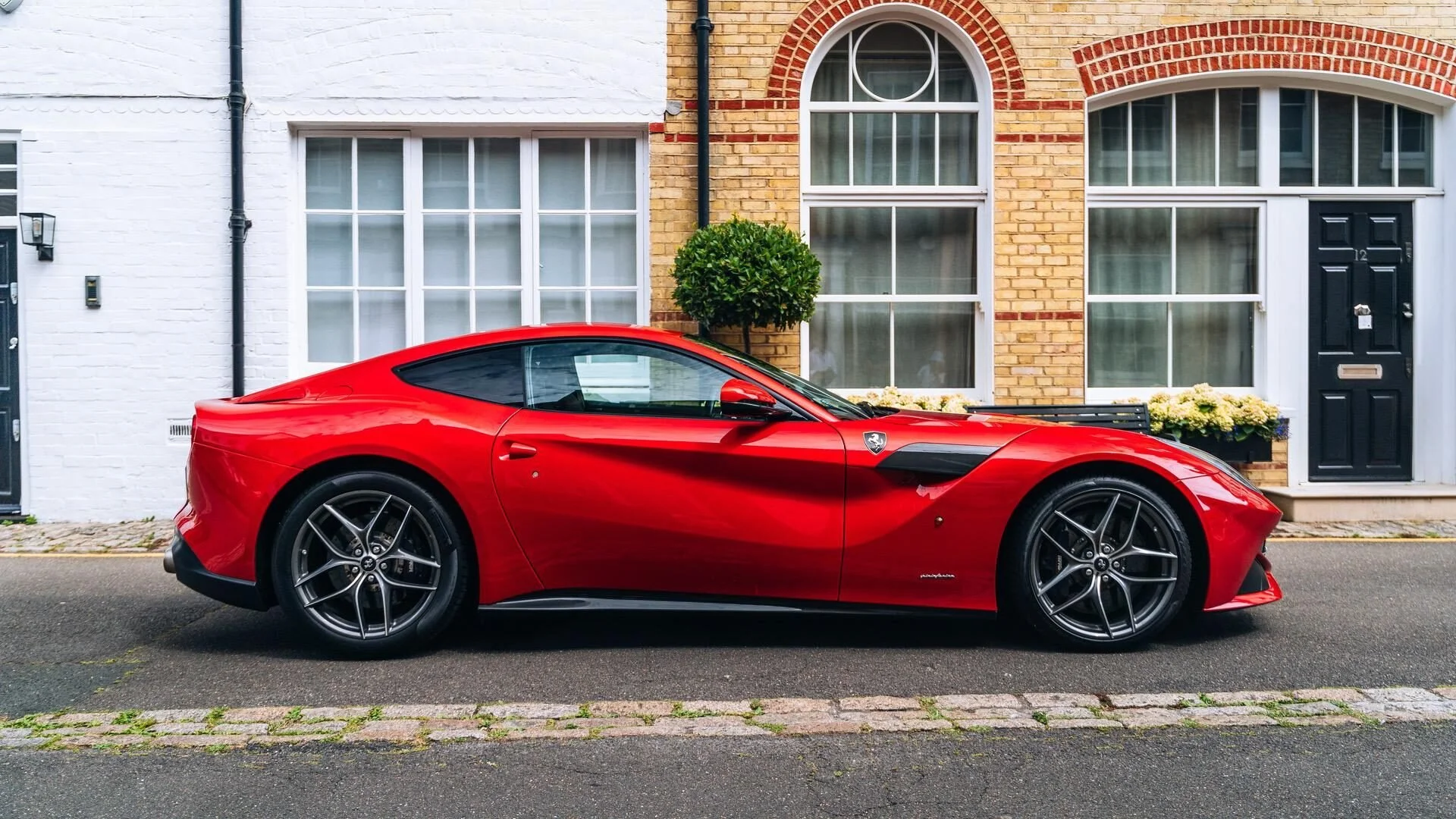 2013 Ferrari F12 Rosso F1 2007