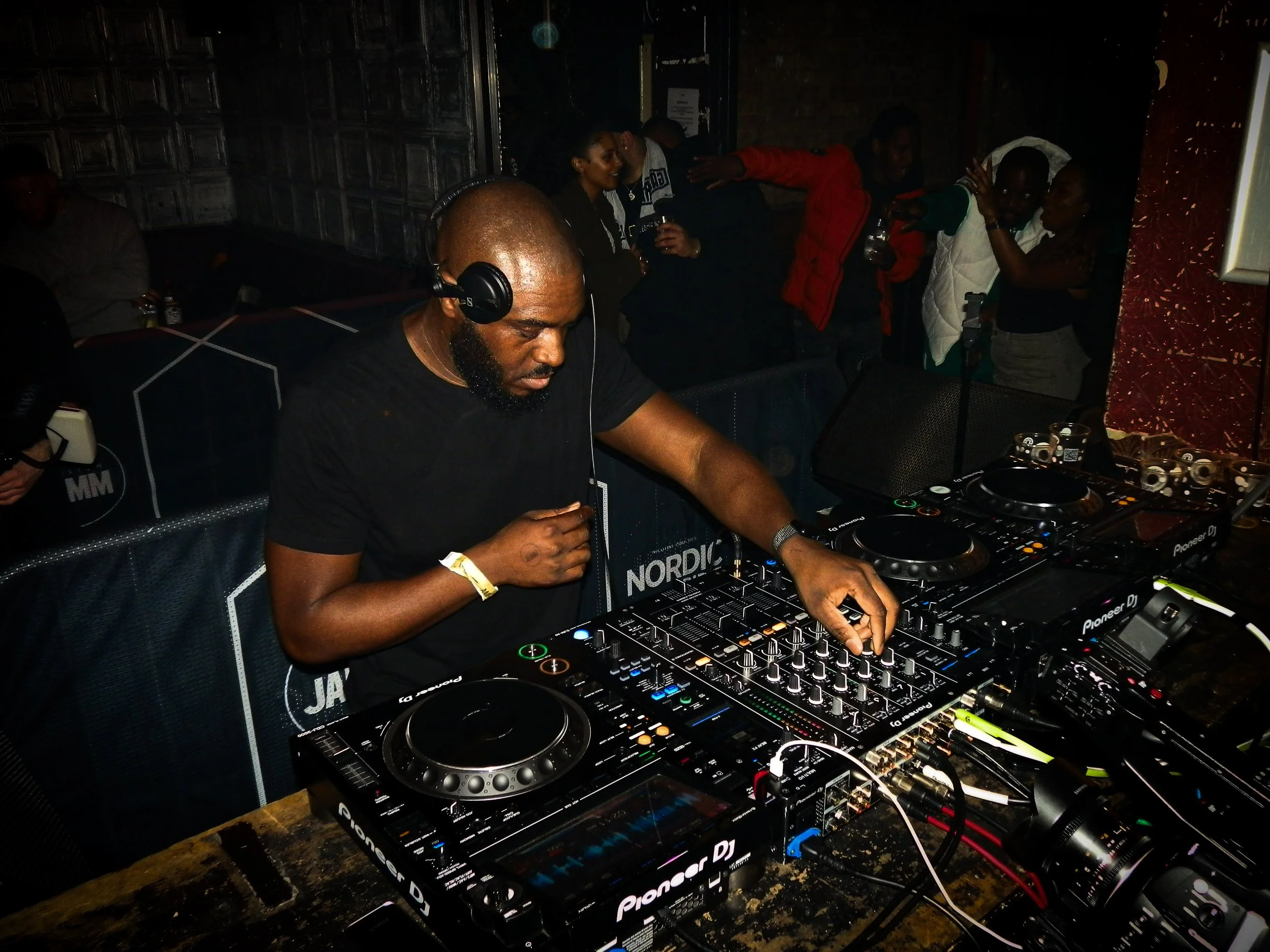 dj performing at Zeng event