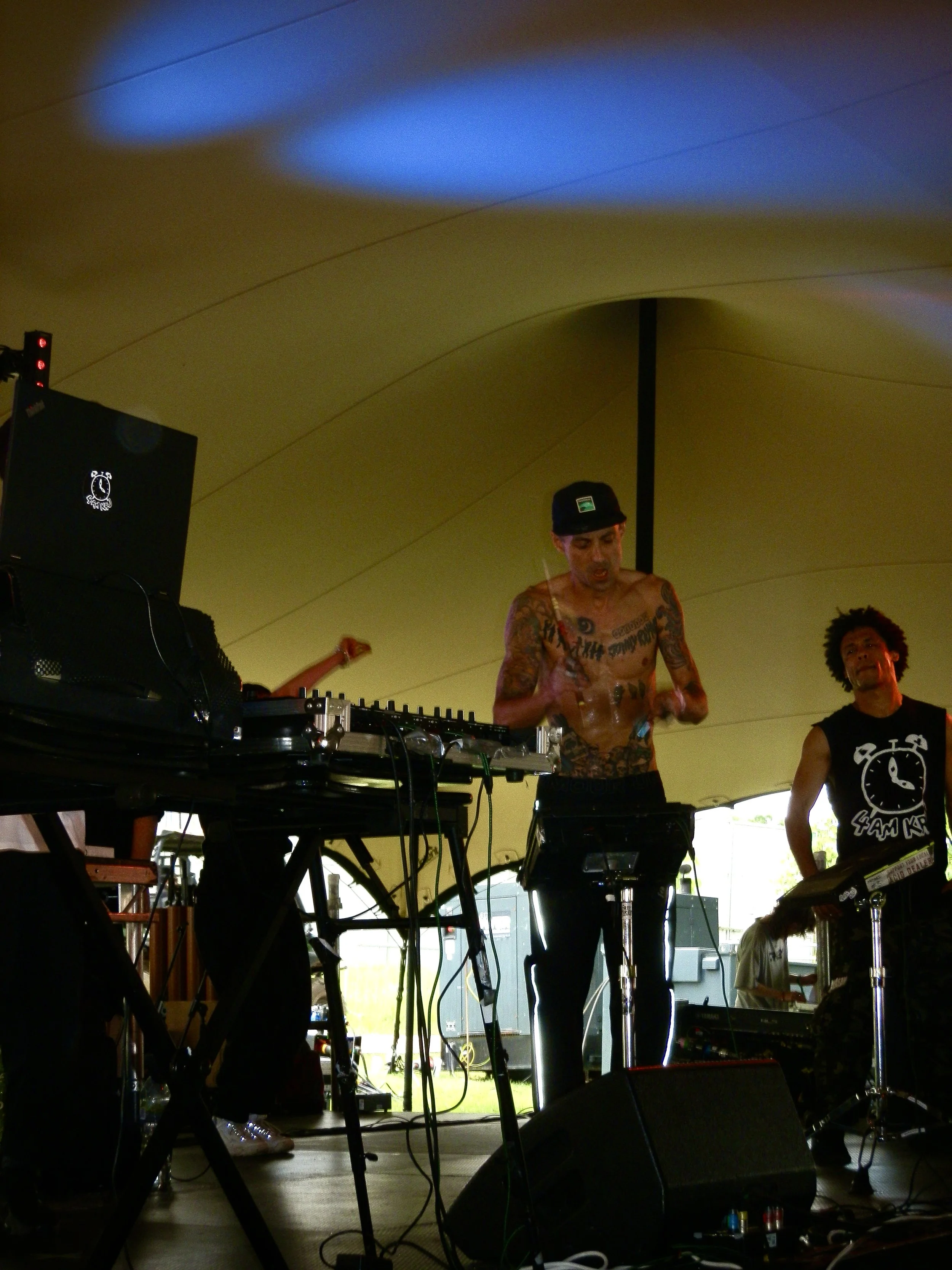4am kru on stage at project 6 festival in brockwell park
