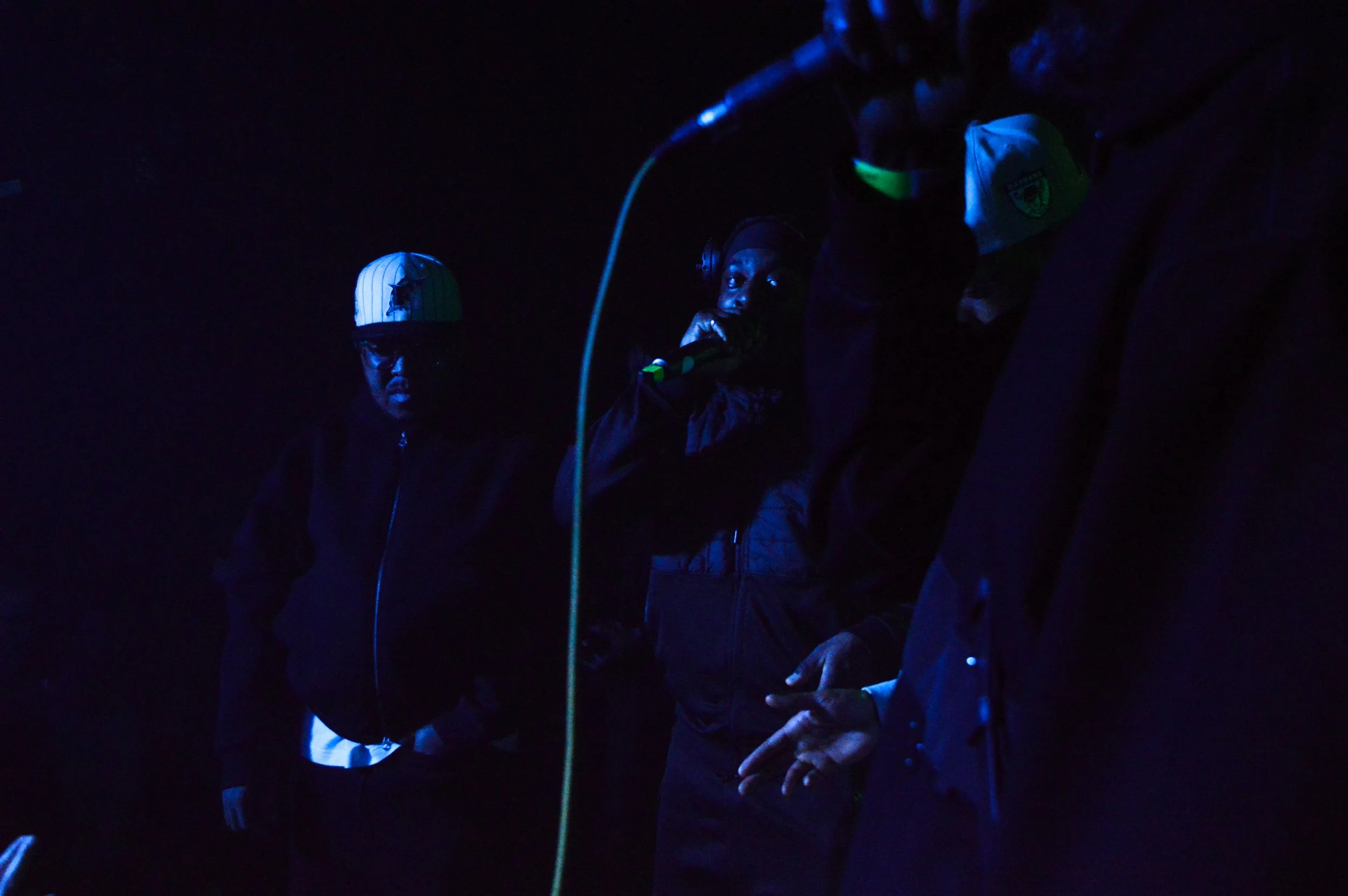 manga st Hilaire, logan olm and other musicians on stage