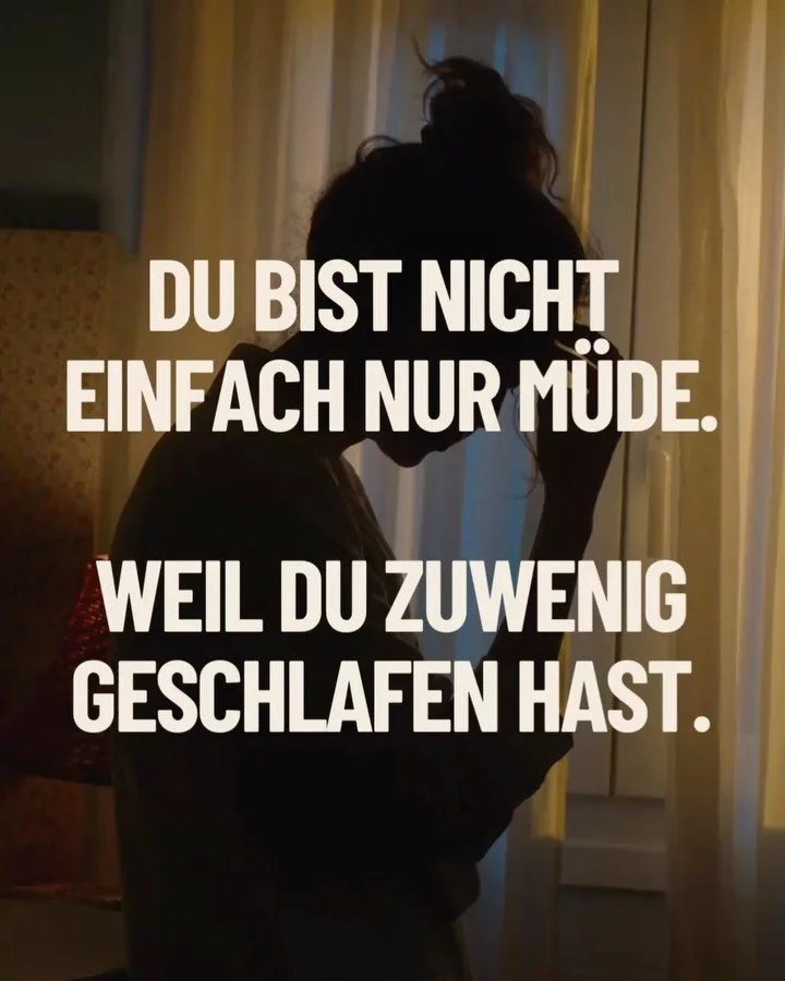 Du bist nicht nur m&uuml;de, 
weil du zu wenig geschlafen hast.
Sondern weil du zu lange getragen hast.

Und vielleicht merkst du genau das gerade.
Diese M&uuml;digkeit, die nicht weggeht.
Die auch nach einer ruhigen Nacht noch da ist.

Weil sie nich