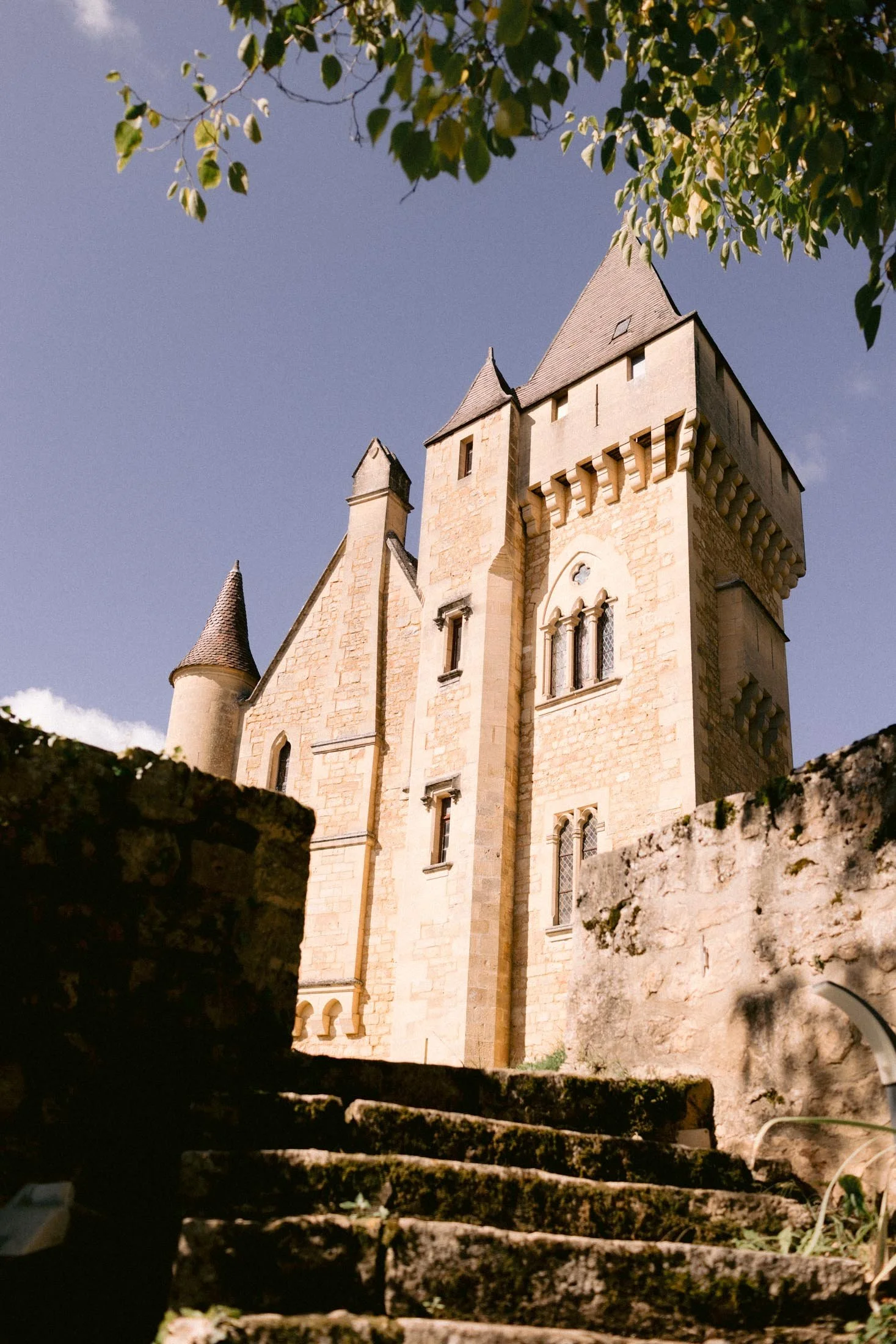 Wedding-Photographer-Destination-Photographe-Mariage-France-Dordogne-Chateau-Rouffillac-Perigord-Jeremy-Boyer-2.jpg