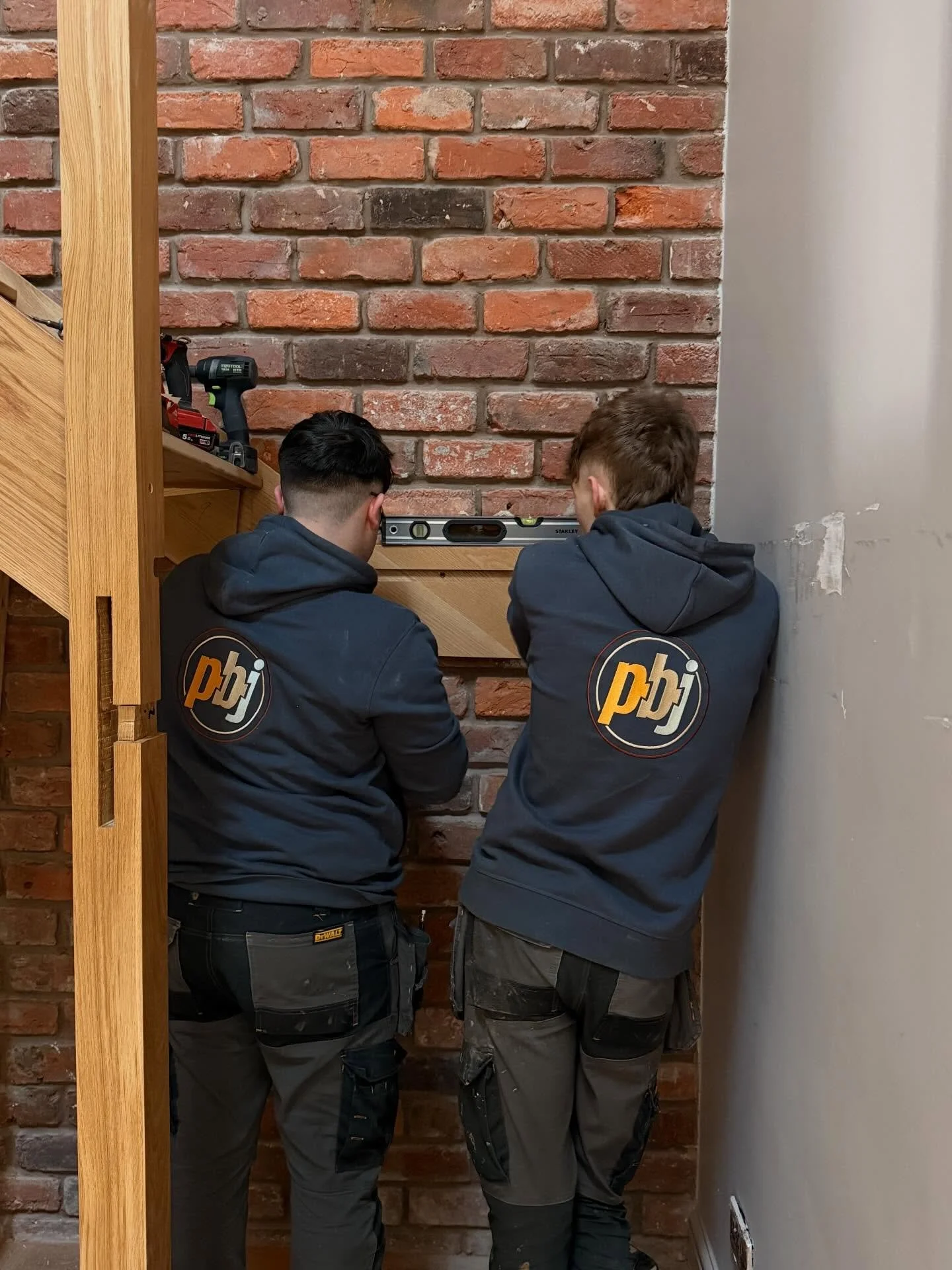 PBJ On Tour 🚗🔨

This week we&rsquo;re fitting this stunning American white oak staircase for a brand new client.

While site fitting hasn&rsquo;t always been our focus, it&rsquo;s a service we&rsquo;re now proud to offer as we continue to grow and 