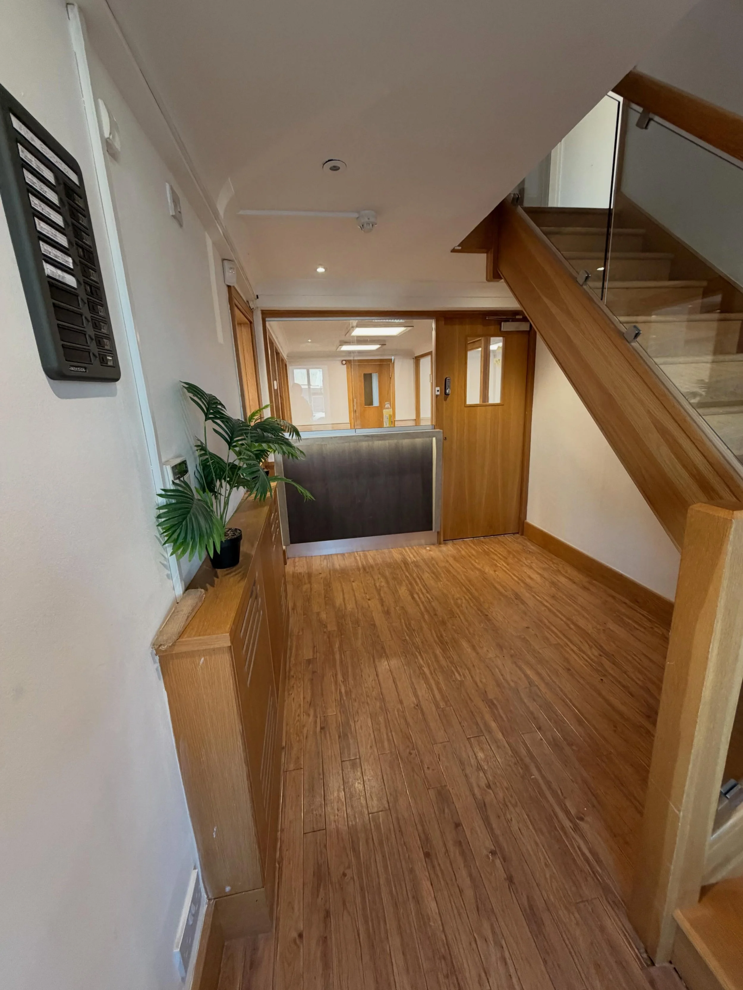 Our offices are still up for rent‼️

This property can be rented as 1 large office, 2 smaller offices with shared amenities or (as of July) 1 whole building with 2 kitchen areas and 2 bathrooms.

Message us for more details