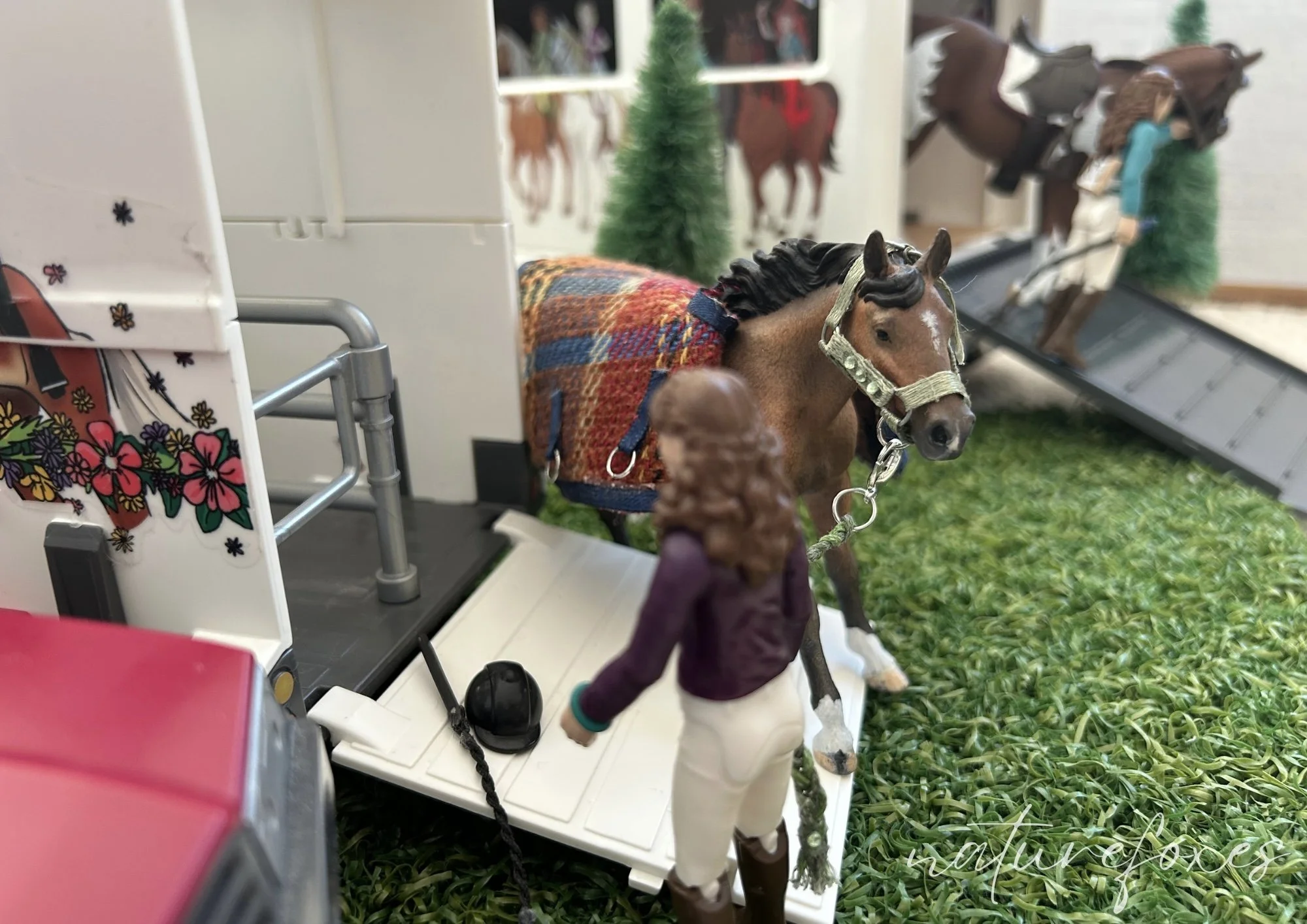 20 Model Horse Trailer Accessories Ideas to Craft Schleich horse crafts