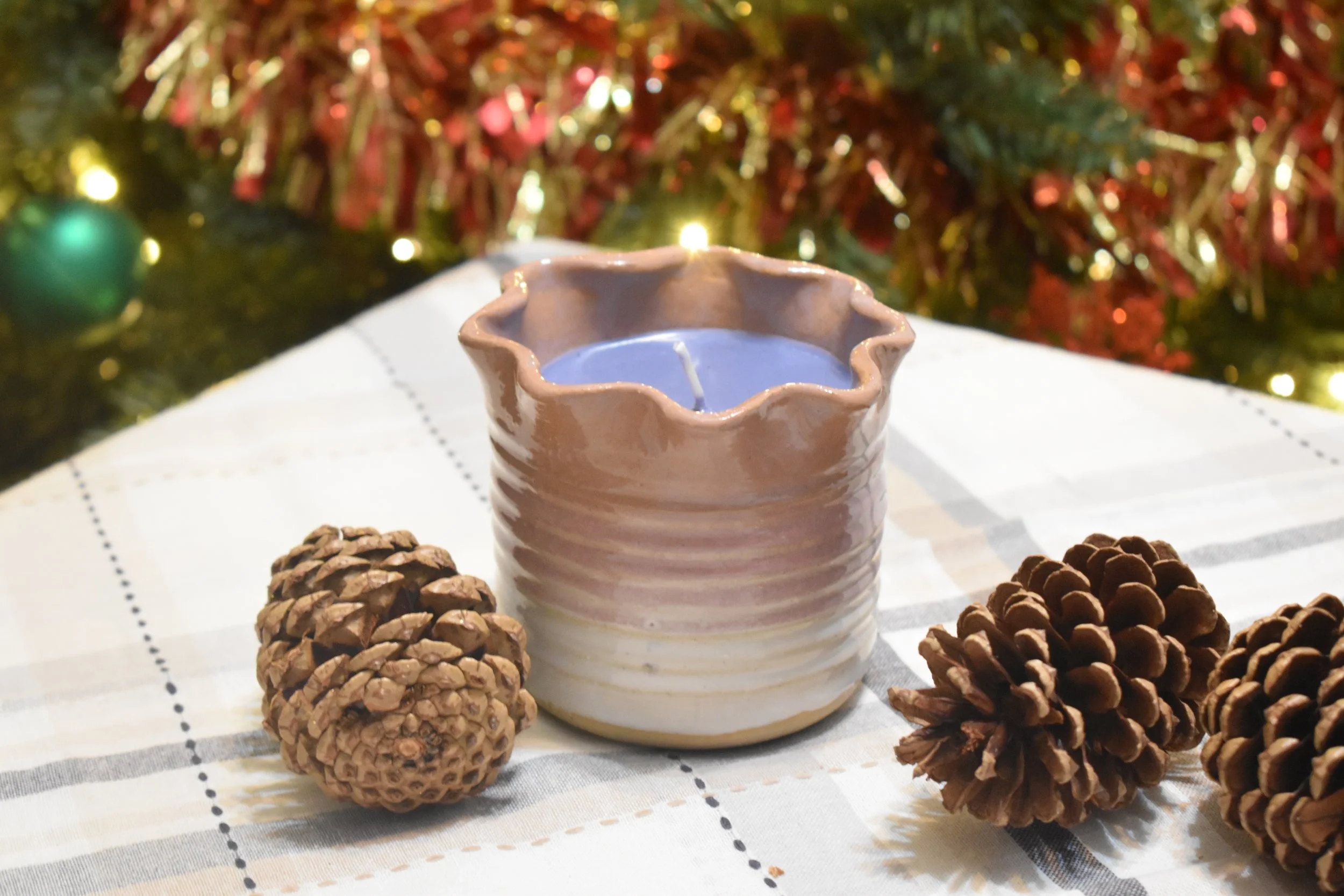 Snowy Petals candle