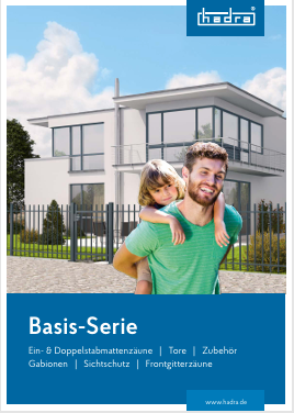 Gartenzaun an modernem Wohnhaus - sichere und stilvolle Grundstücksabgrenzung.