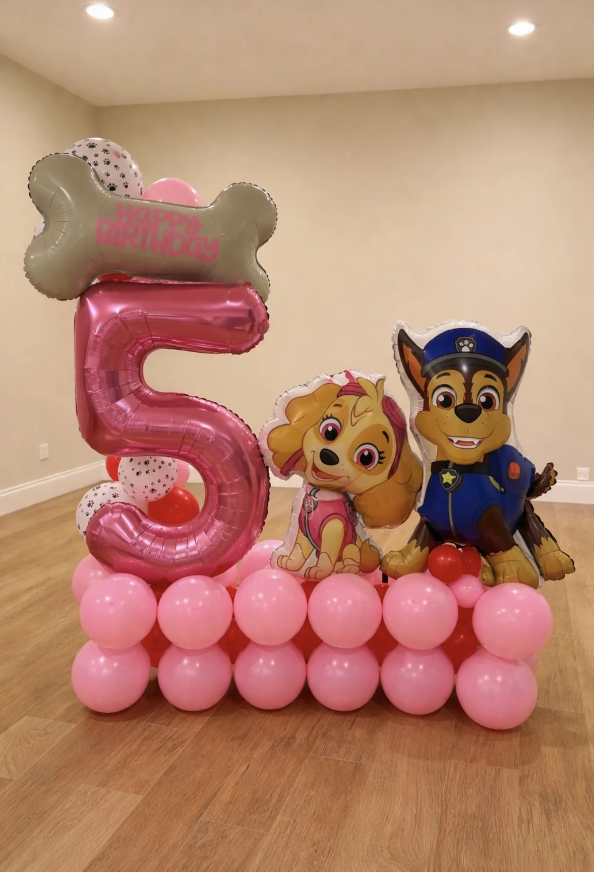 Balloon bouquet $125 +.PNG