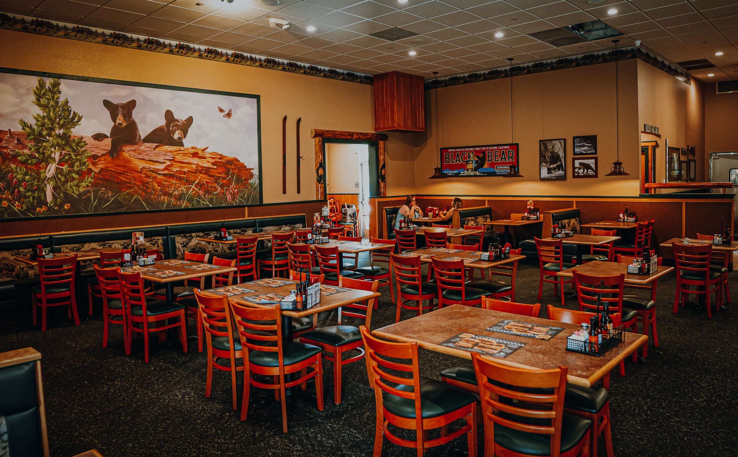 Dining2