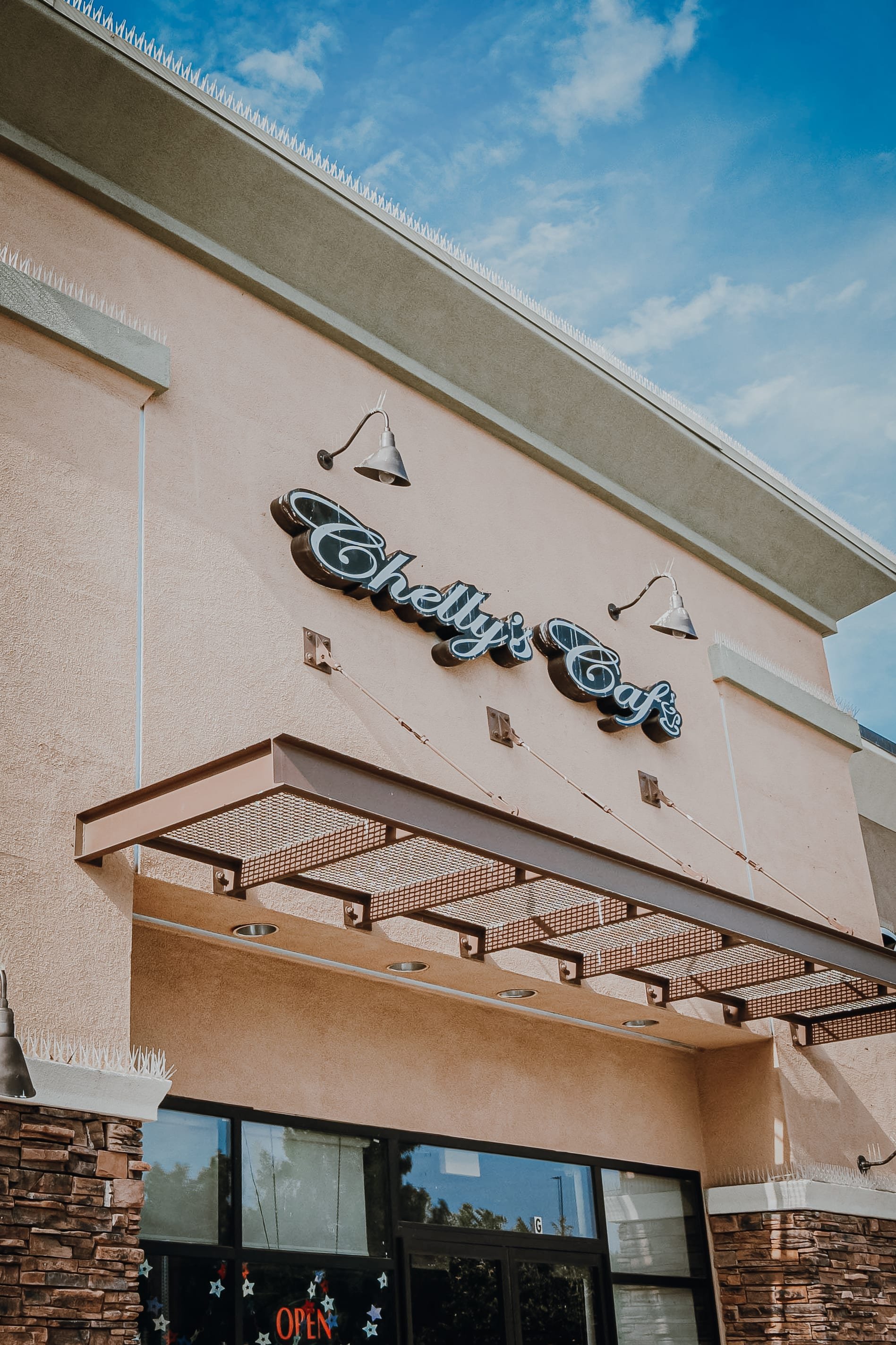 Chelly's Cafe
