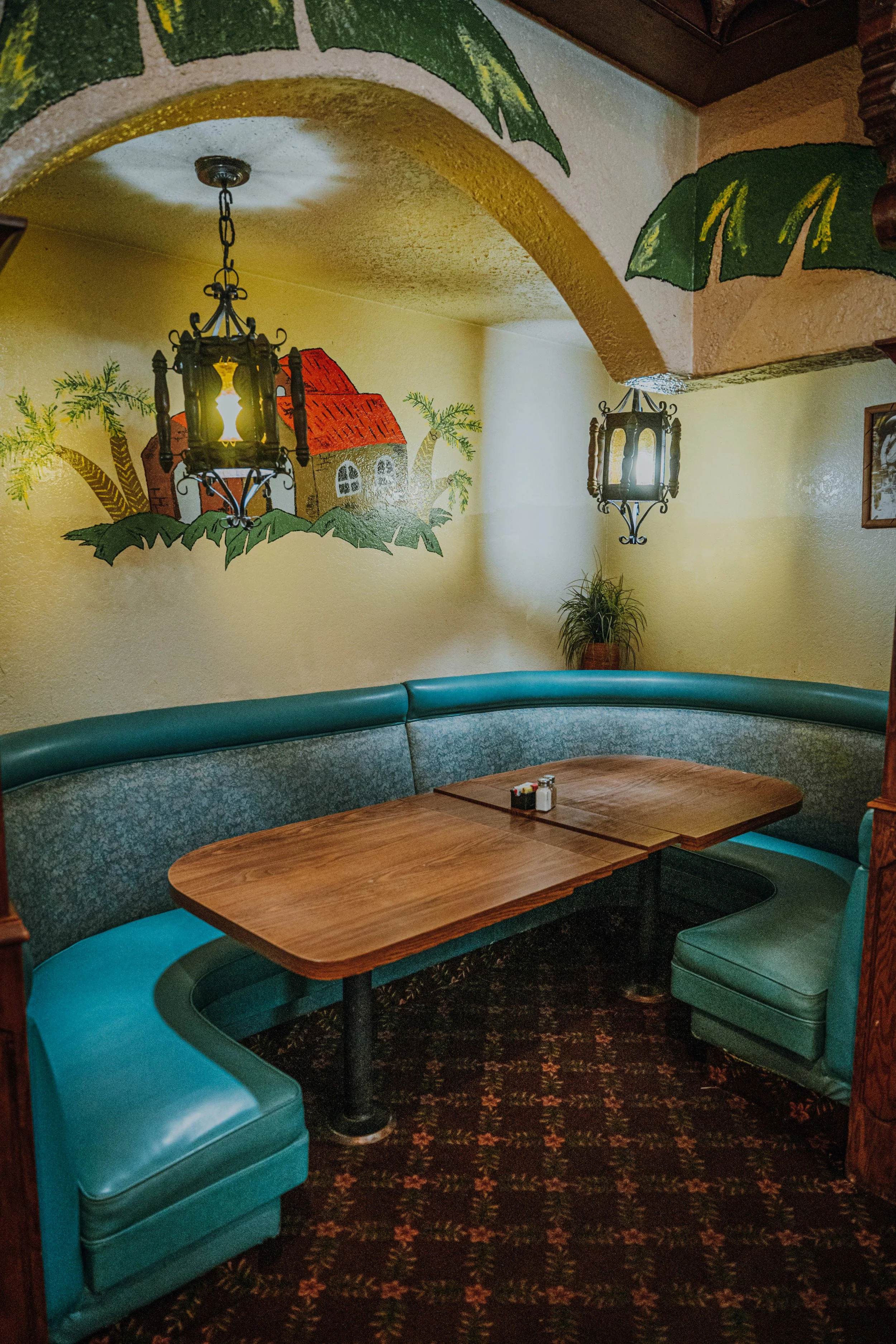 Dining2