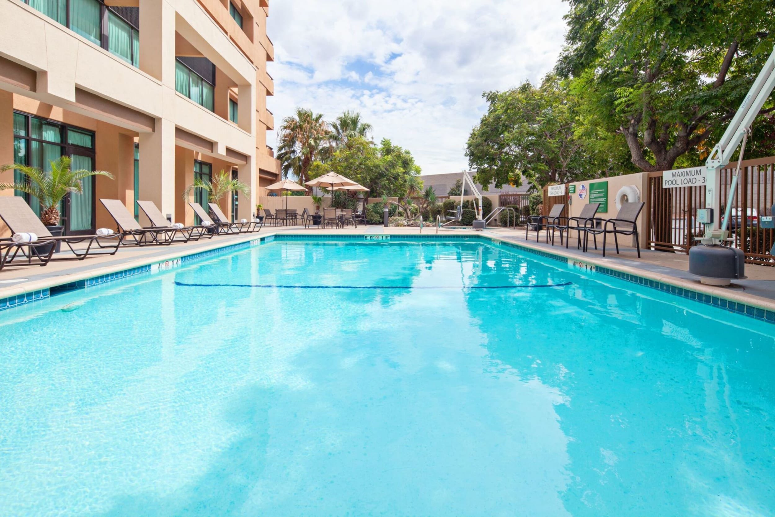 pool