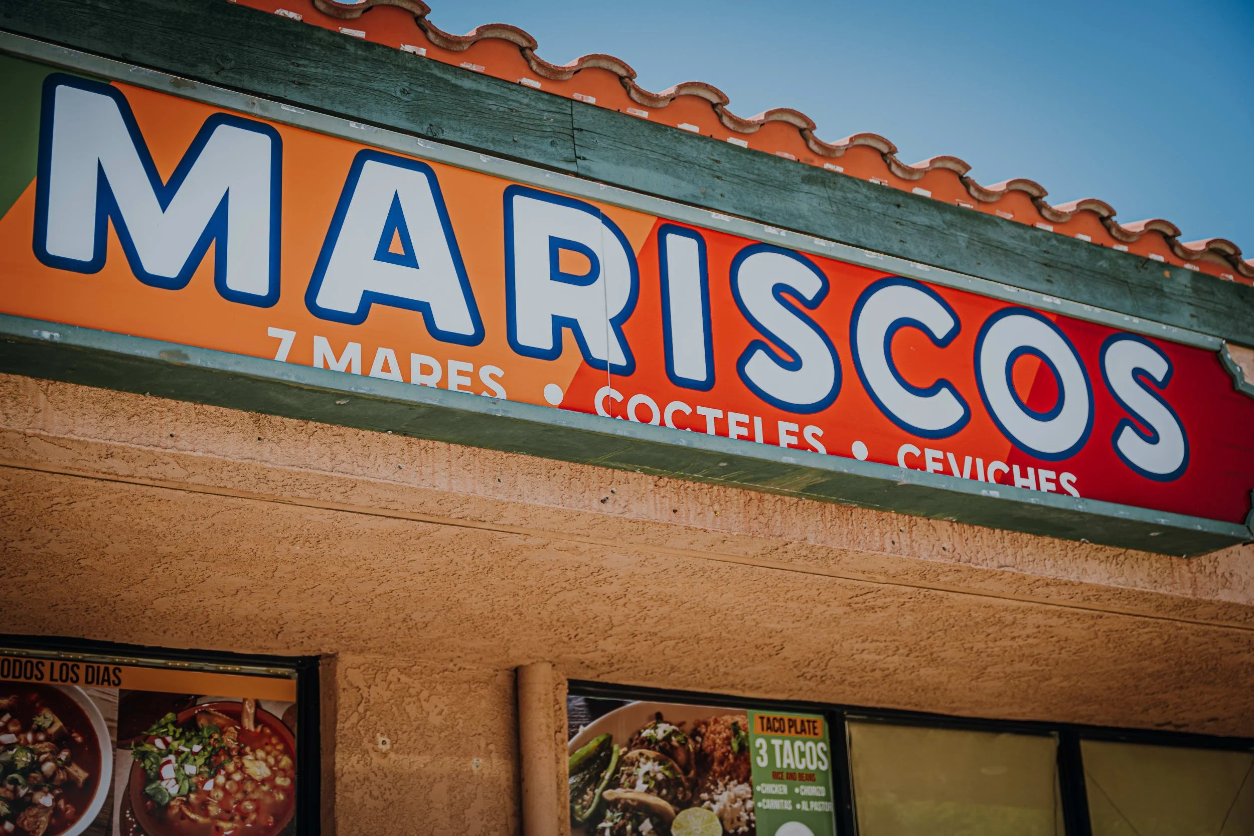 Mariscos Puerto Nuevo
