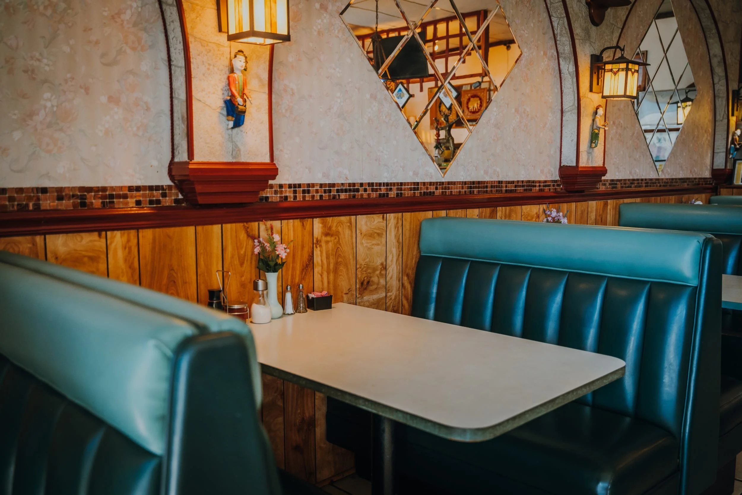 Dining2