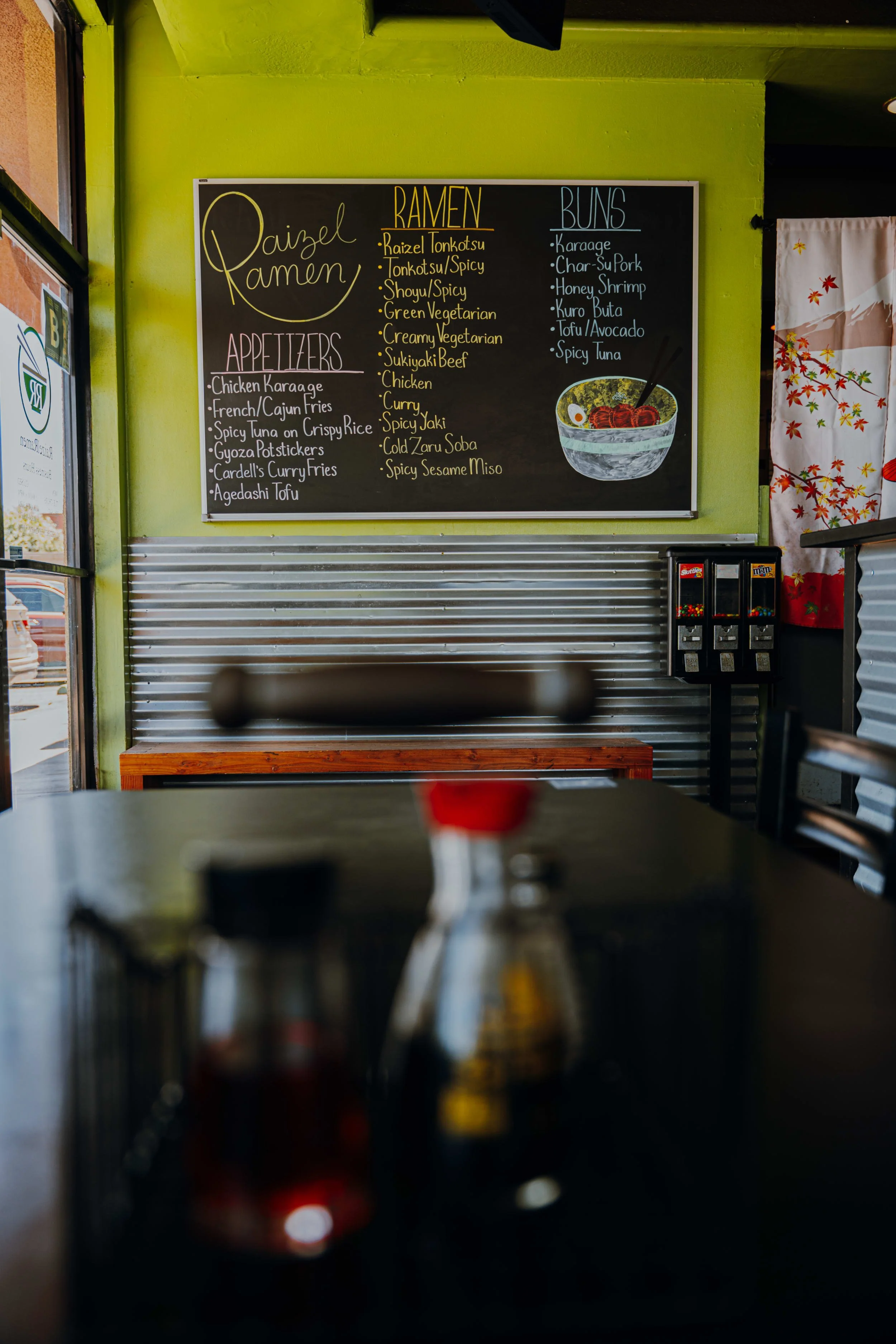 Dining2