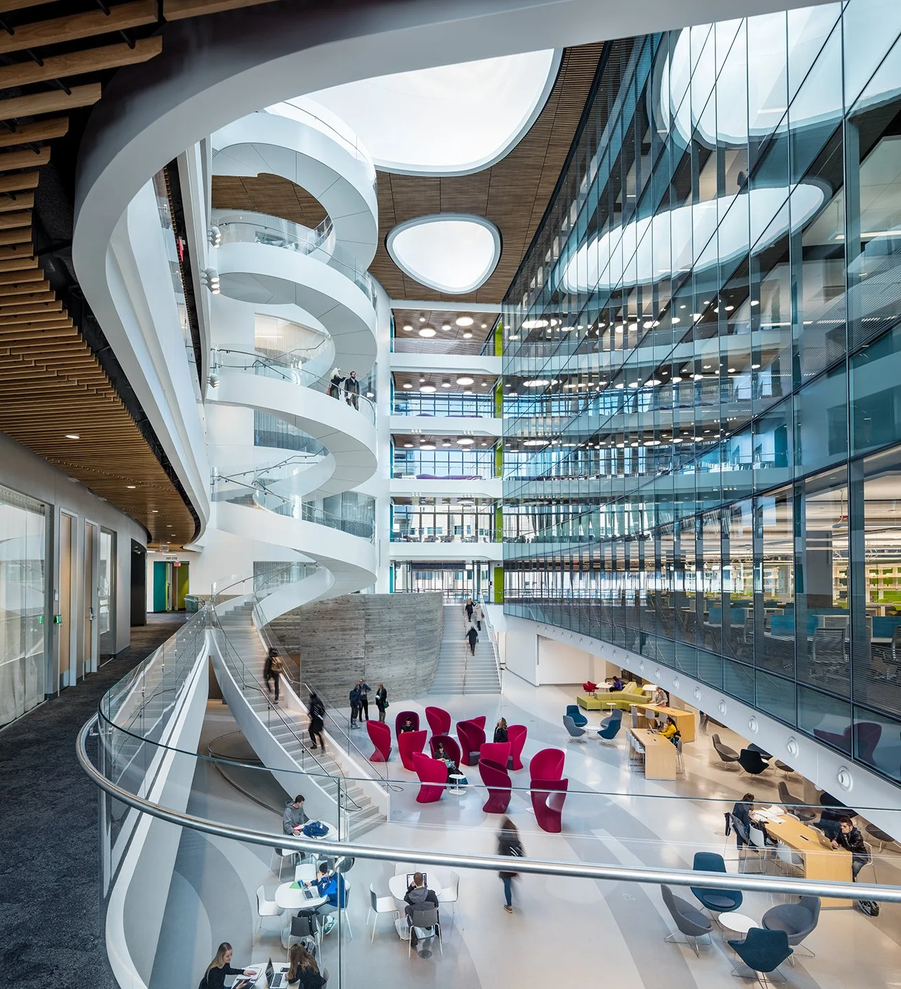 PAY7401atrium1.jpg