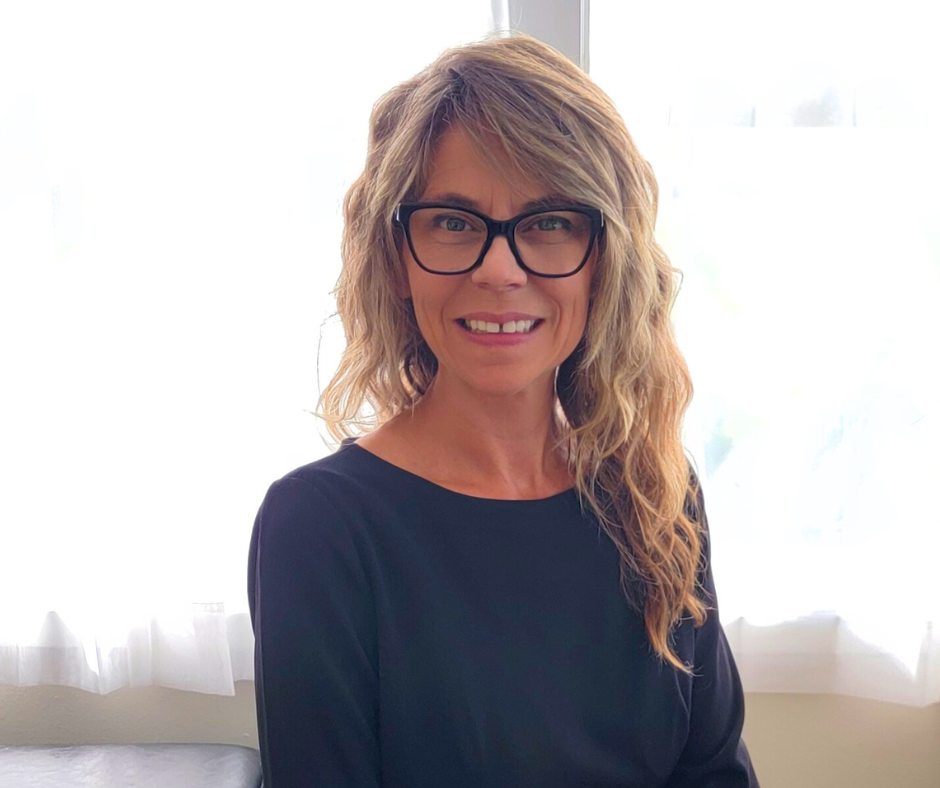 Hi, Im Jess.  Glad you are here to find clean, non-toxic, allergy and pet friendly home goods including candles, room sprays, wax melts and more