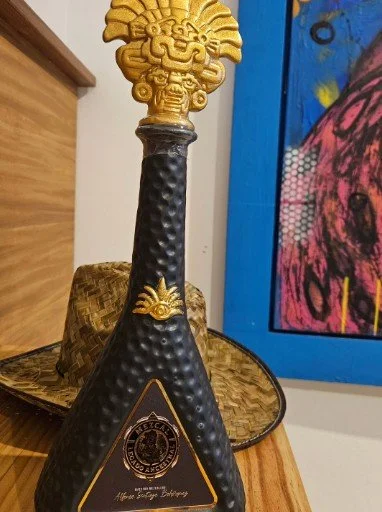 Casa Legado Tepaztate (Ceramic Bottle)