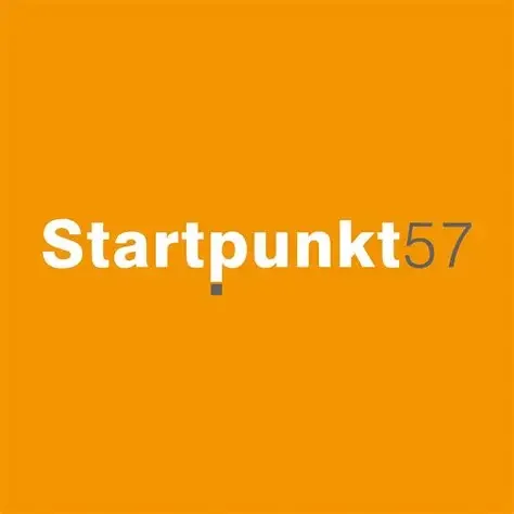 Logo von Startpunkt57, weiße Schrift auf 