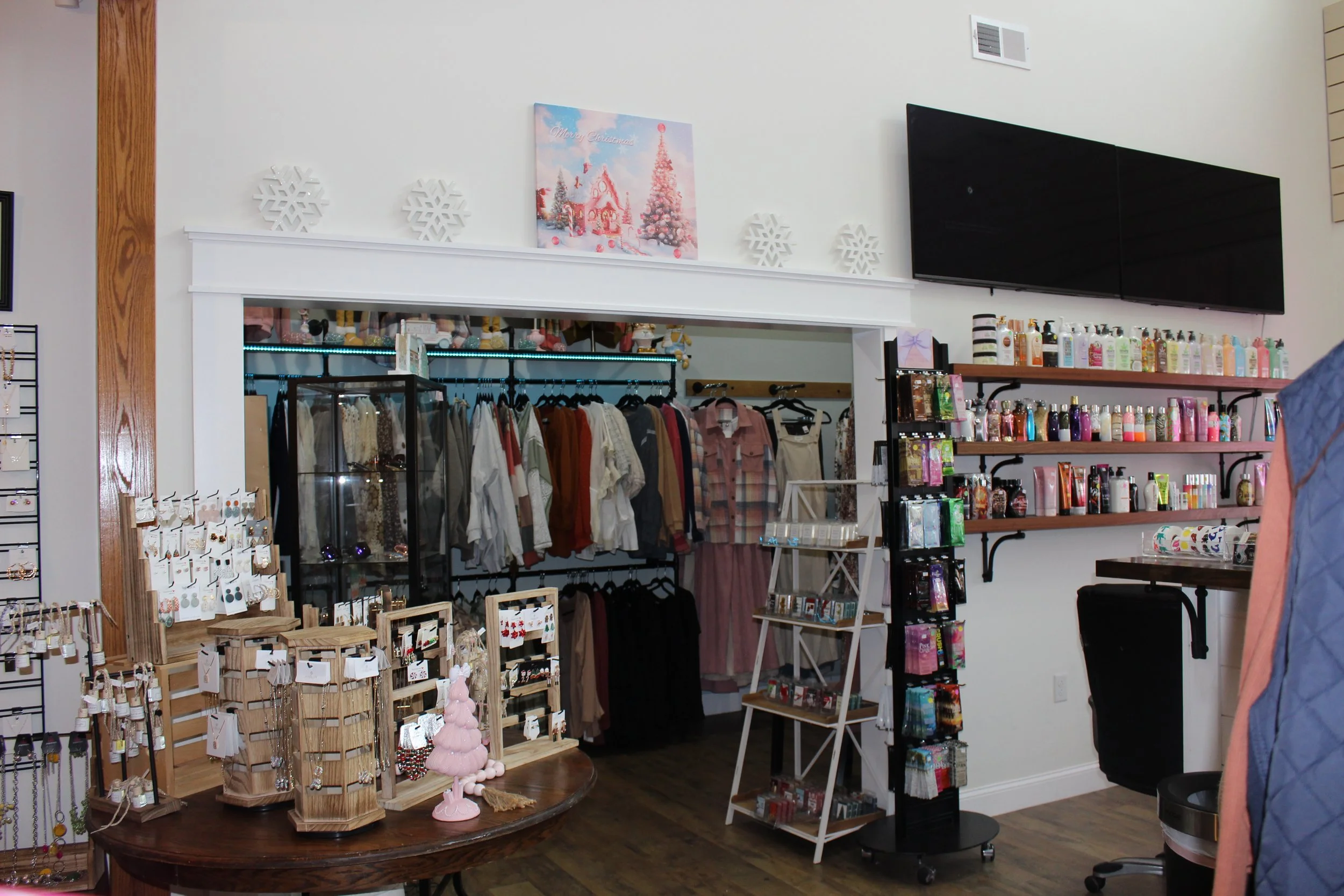 Tanning Salon - Retail interior 2.JPG