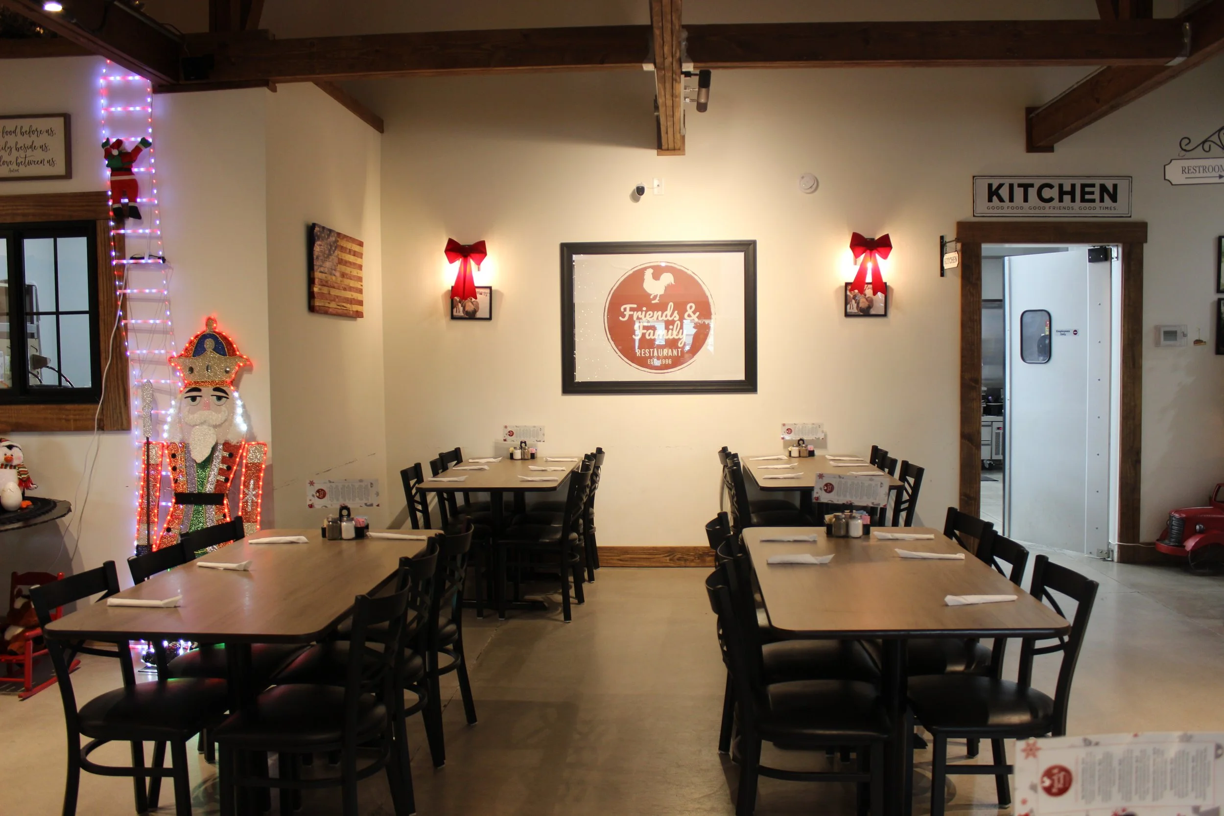 Friends & Family - Dining 2.JPG