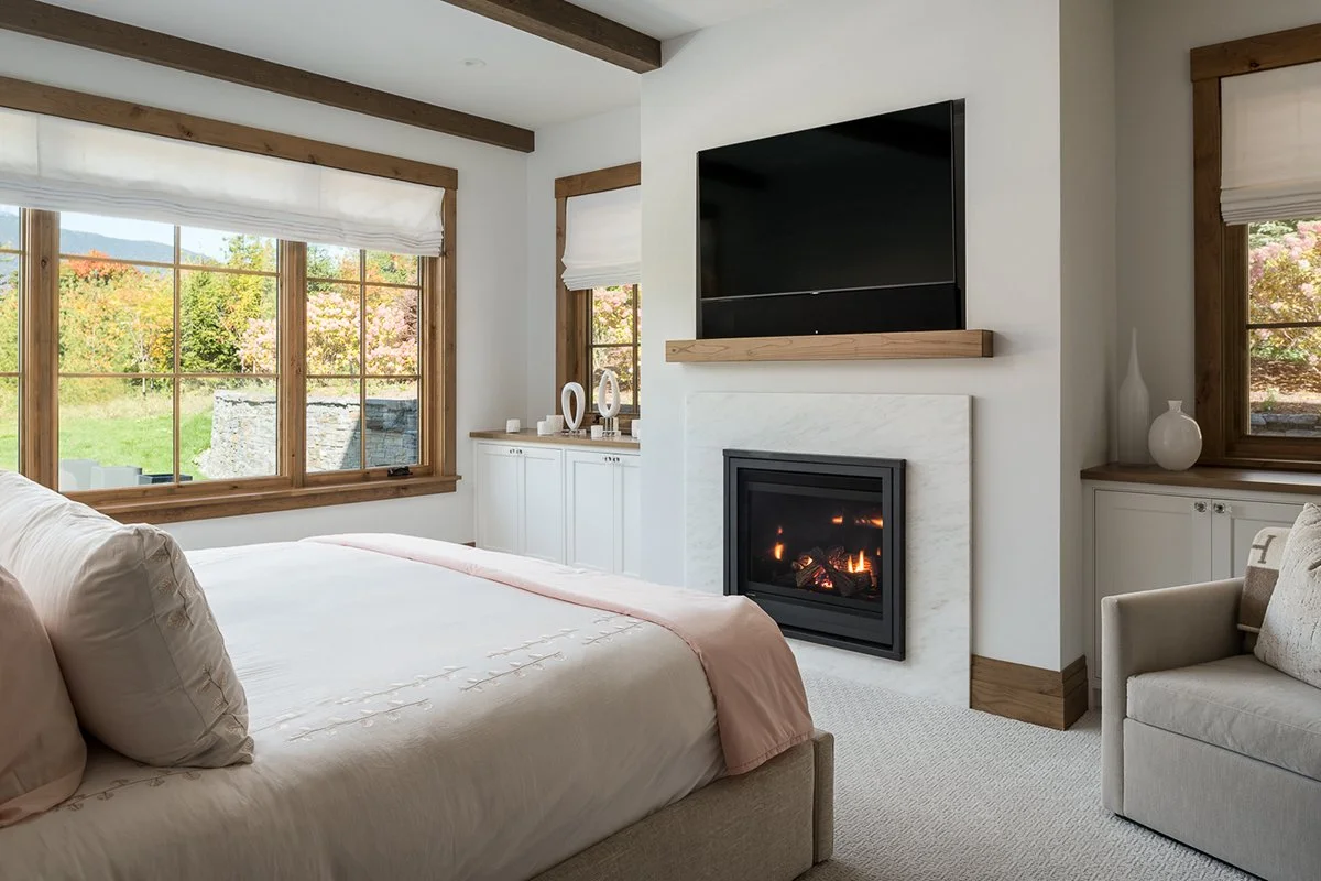 An image of Mountain Living.