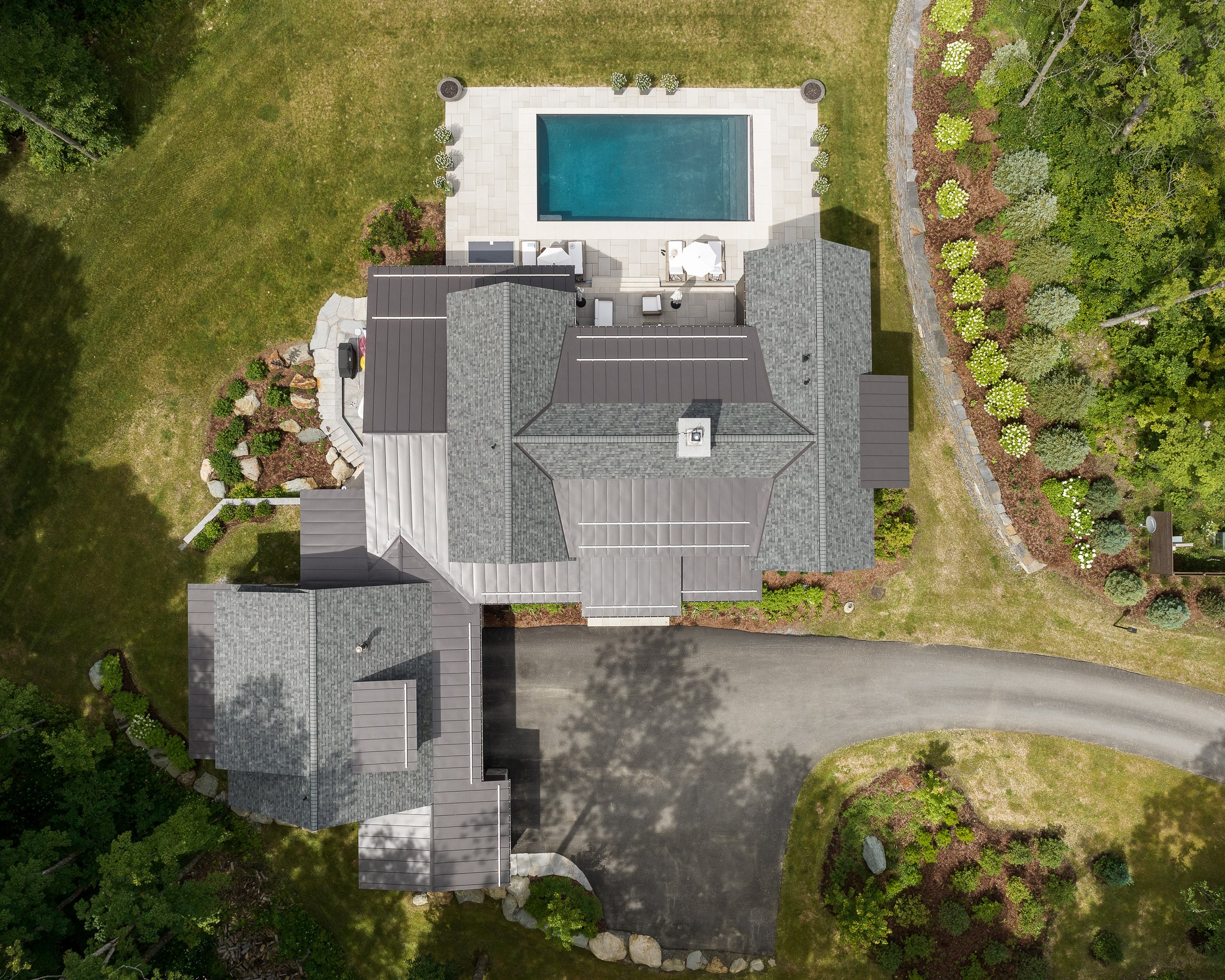 An image of Mountain Living.