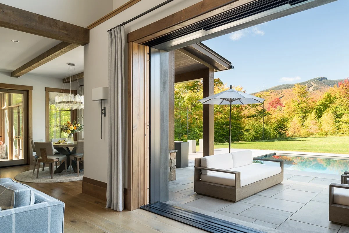 An image of Mountain Living.