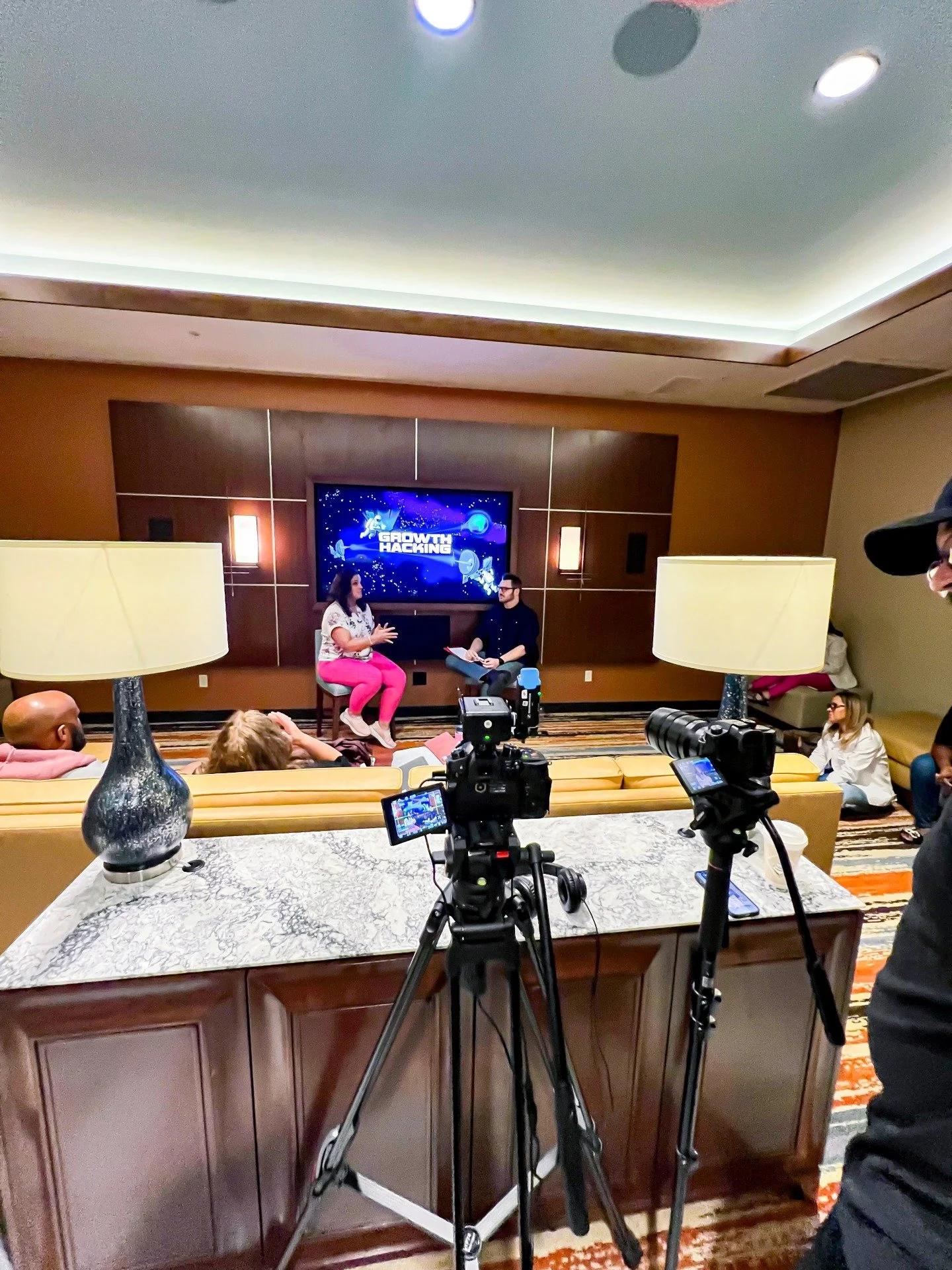 I&rsquo;ve been in a season of shifting &mdash; slowly, quietly, deeply.
Not the kind of shift you announce persay.

The kind you grow into.
𝘛𝘩𝘦 𝘬𝘪𝘯𝘥 𝘺𝘰𝘶 𝘧𝘦𝘦𝘭 𝘮𝘰𝘳𝘦 𝘵𝘩𝘢𝘯 𝘺𝘰𝘶 𝘦𝘹𝘱𝘭𝘢𝘪𝘯.

This year changed how I lead, how I