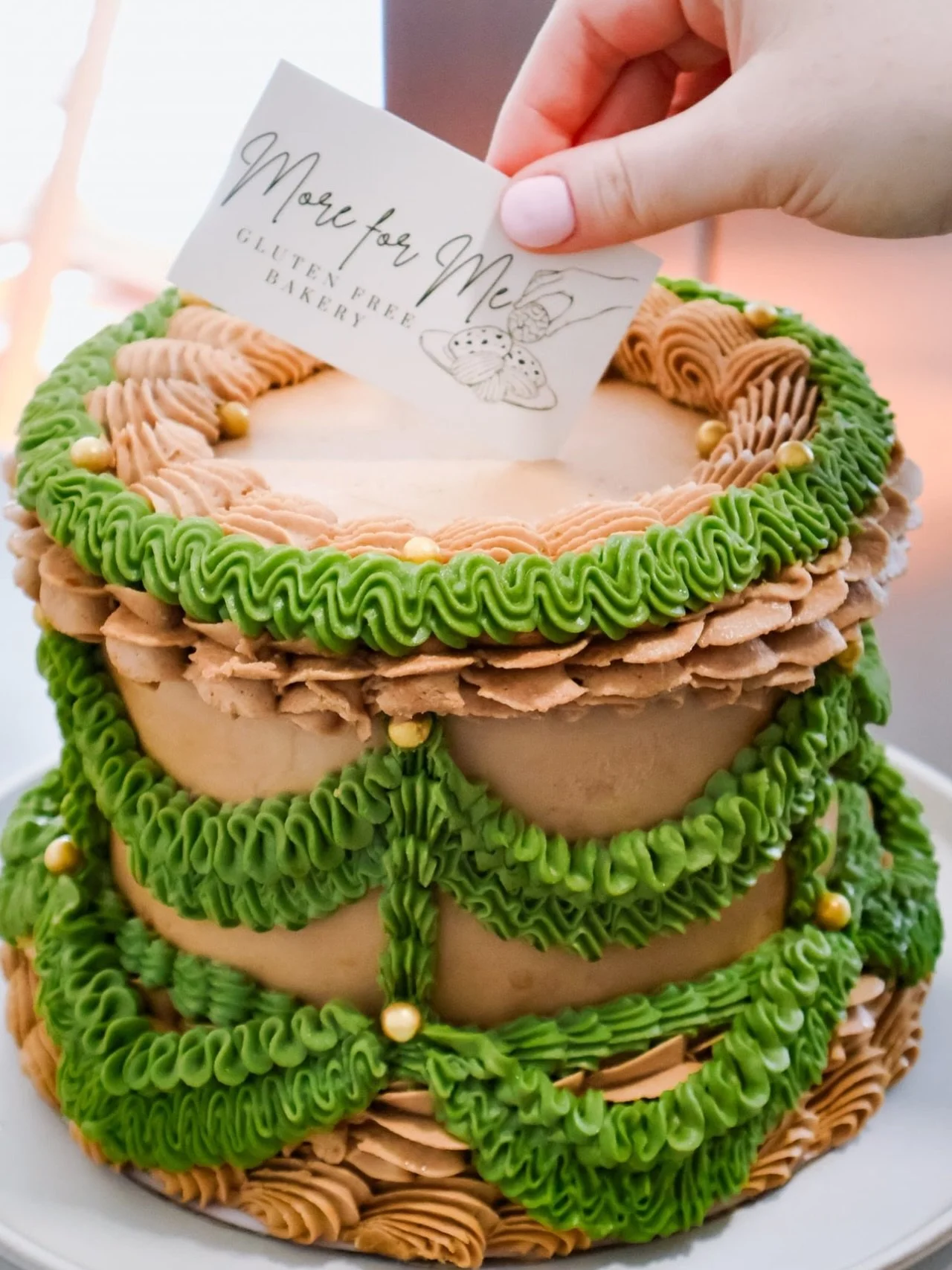 Sharing a teeny bit of the magic created by @thesourpatchstudios in preparation for our BRAND NEW WEBSITE!!! Beautiful (and delicious) things are on the way 🥰🥰🥰
.
.
.
#glutenfreebakery #glutenfreeboston #dairyfreebakery #moreformeglutenfree #moref