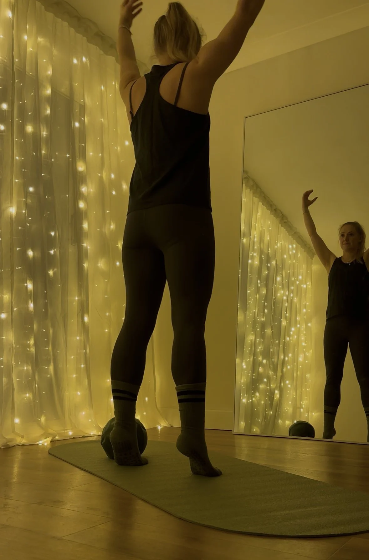 Teaching beginners pilates in bournemouth in a small group