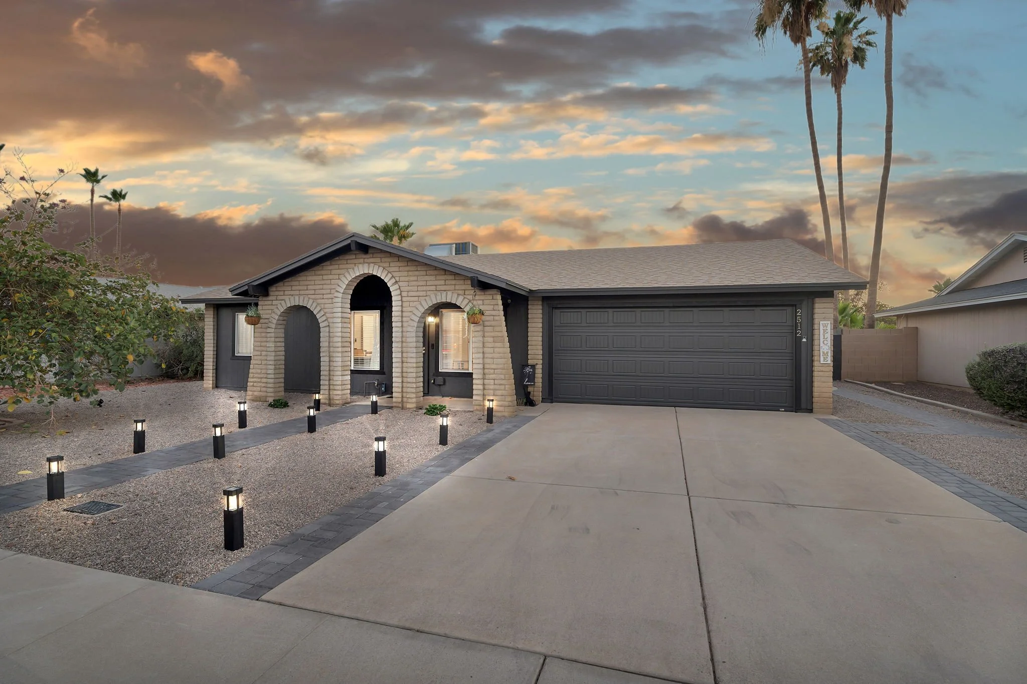 3-web-or-mls-2512 S Evergreen Rd-2.jpg