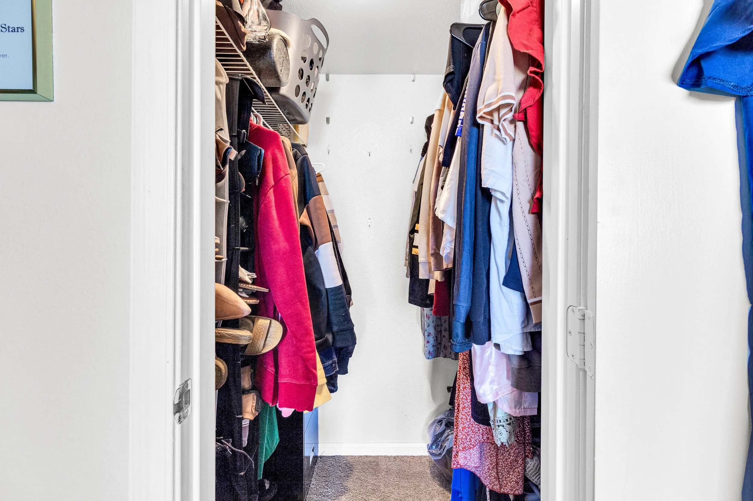 320 W Laguna Dr-18.jpg