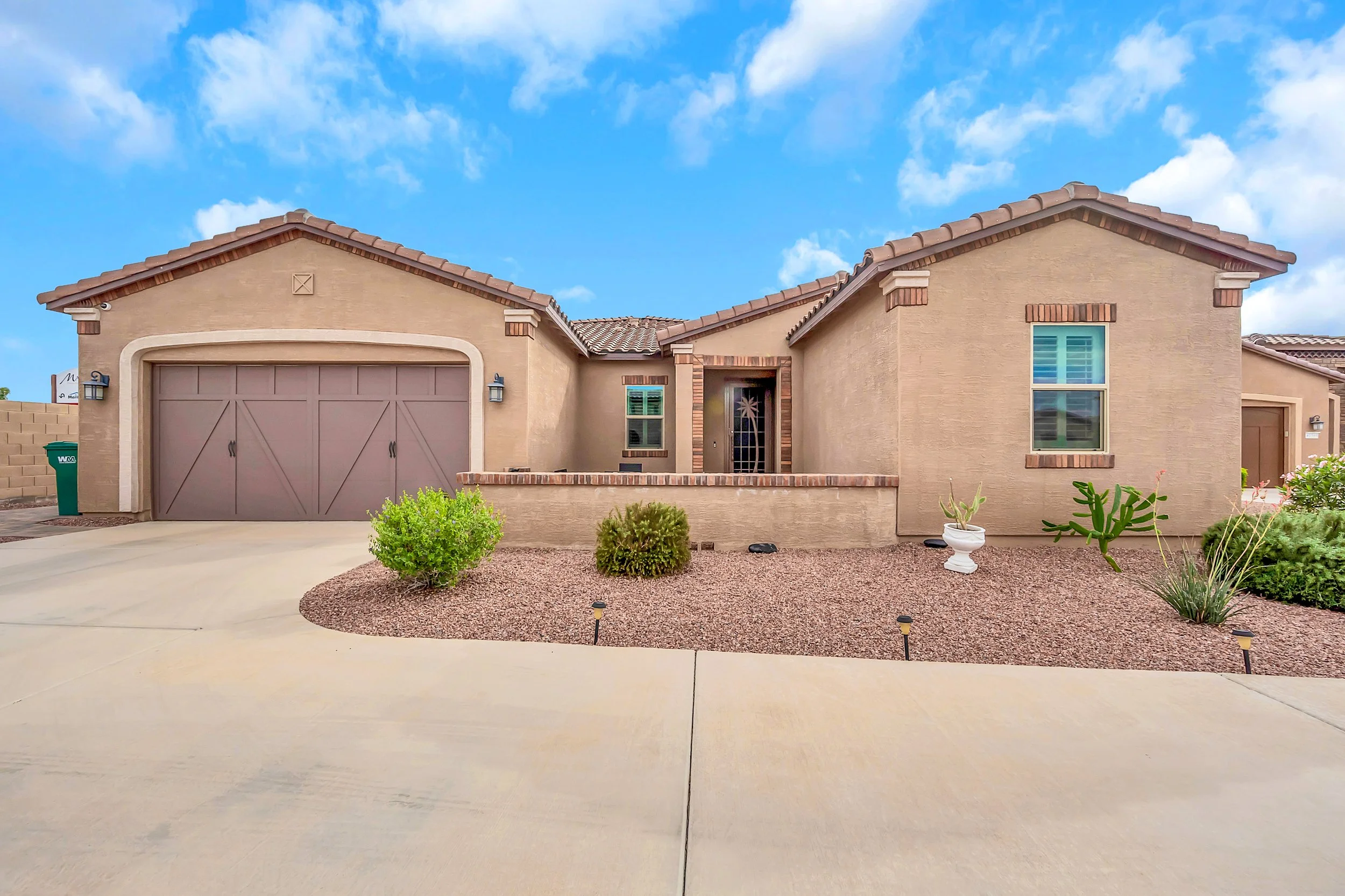 41553 W Springtime Rd-1.jpg