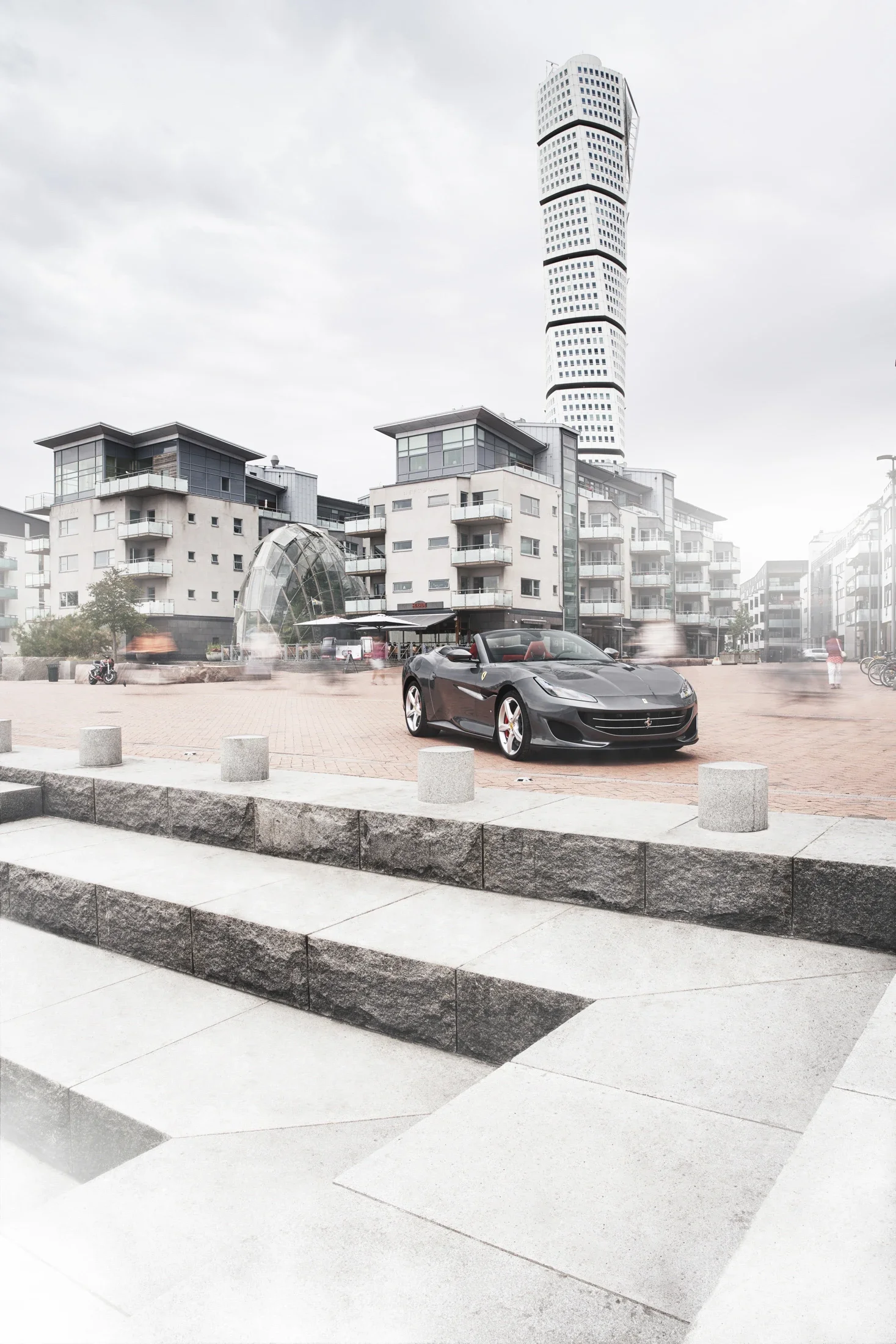 photographe automobile bourg en bresse – image communication Ferrari West Europe Portofino Malmö Suède