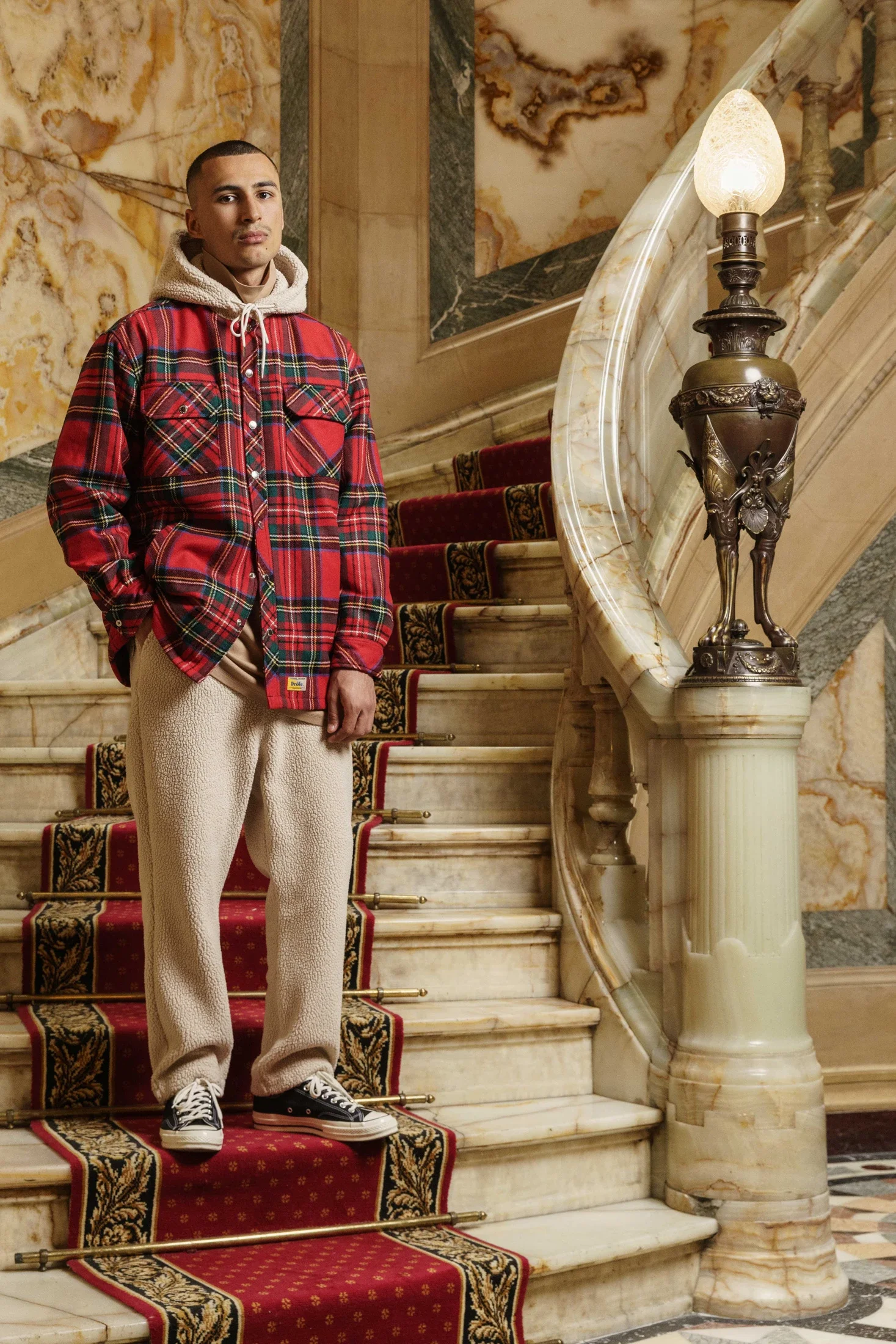 photographe e-commerce bourg en bresse – shooting campagne Drôle de Monsieur Hotel de la Païva